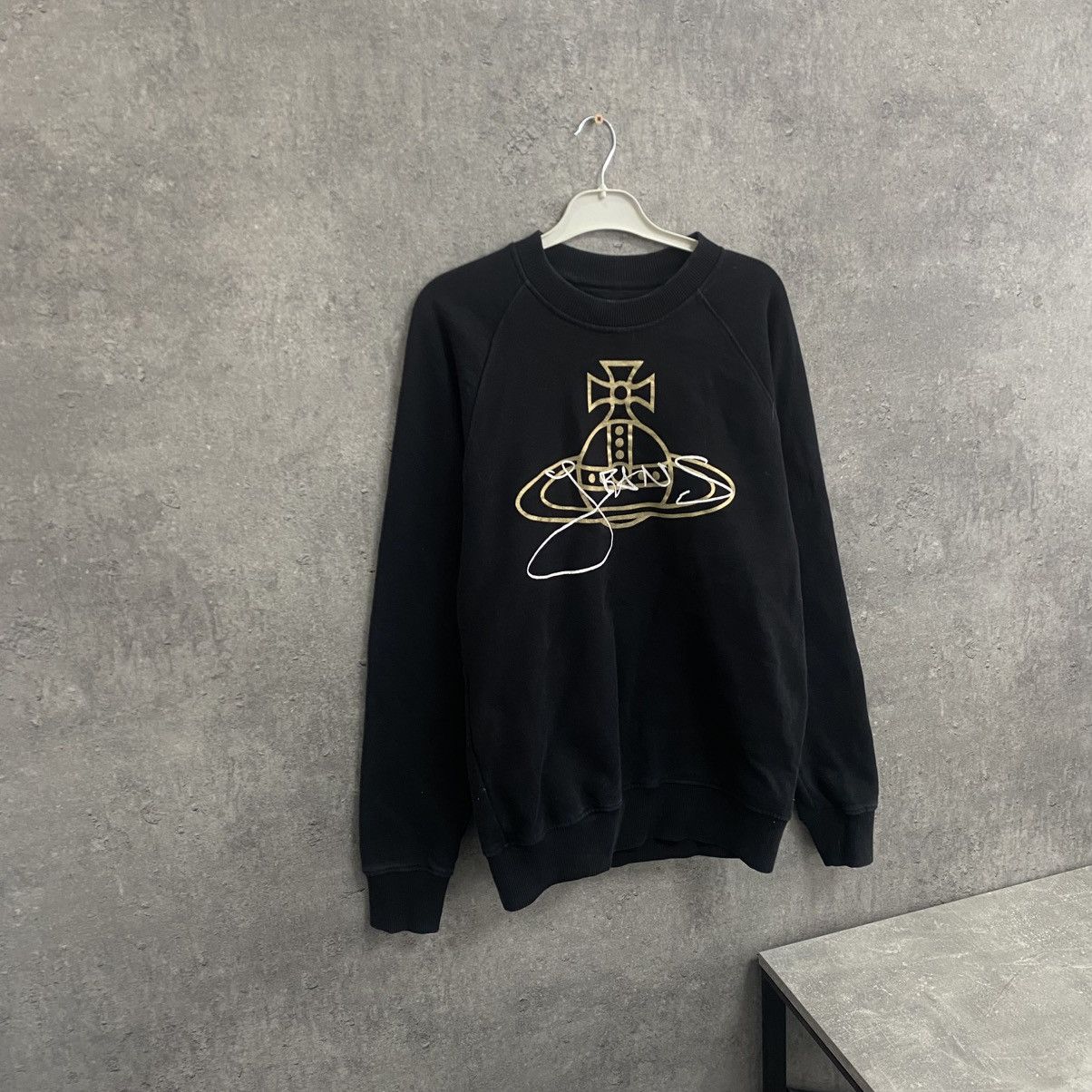 Vivienne Westwood Vivienne Westwood Sweatshirt Big Logo Sweater Size US S / EU 44-46 / 1 - 3 Thumbnail