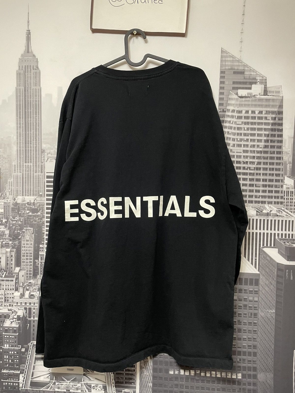 トップス FOG Essentials LONG SLEEVE SHIRT Size XS FEAR OF GOD ESSENTIALS long-sleeved T-shirt | Grey | FARFETCH