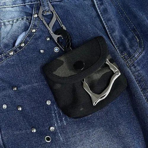 Jewelry Black Camouflage Compact Keychain Pouch, Durable Clip Size ONE SIZE - 1 Thumbnail