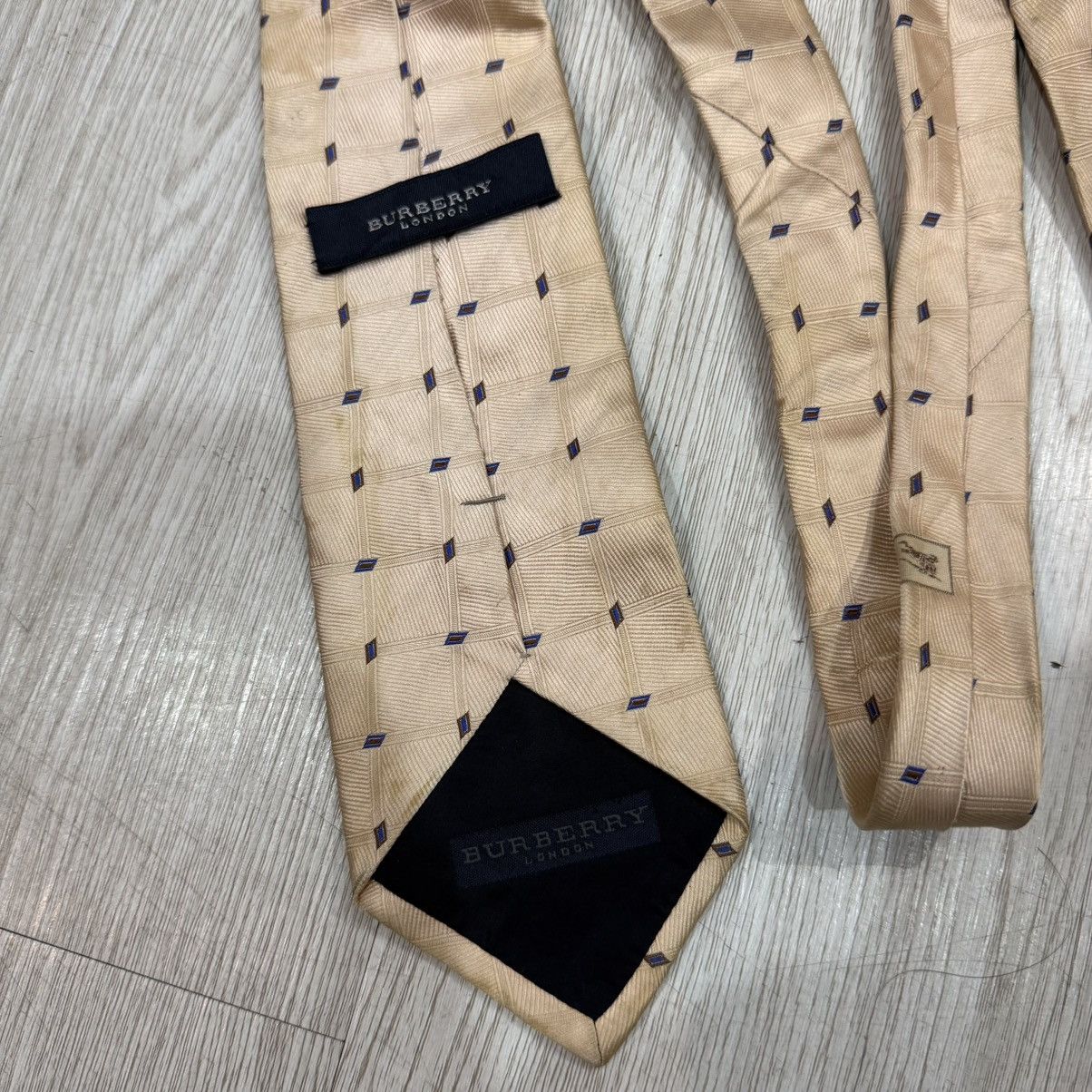 Burberry Burberry tie silk tie luxury Size ONE SIZE - 2 Thumbnail