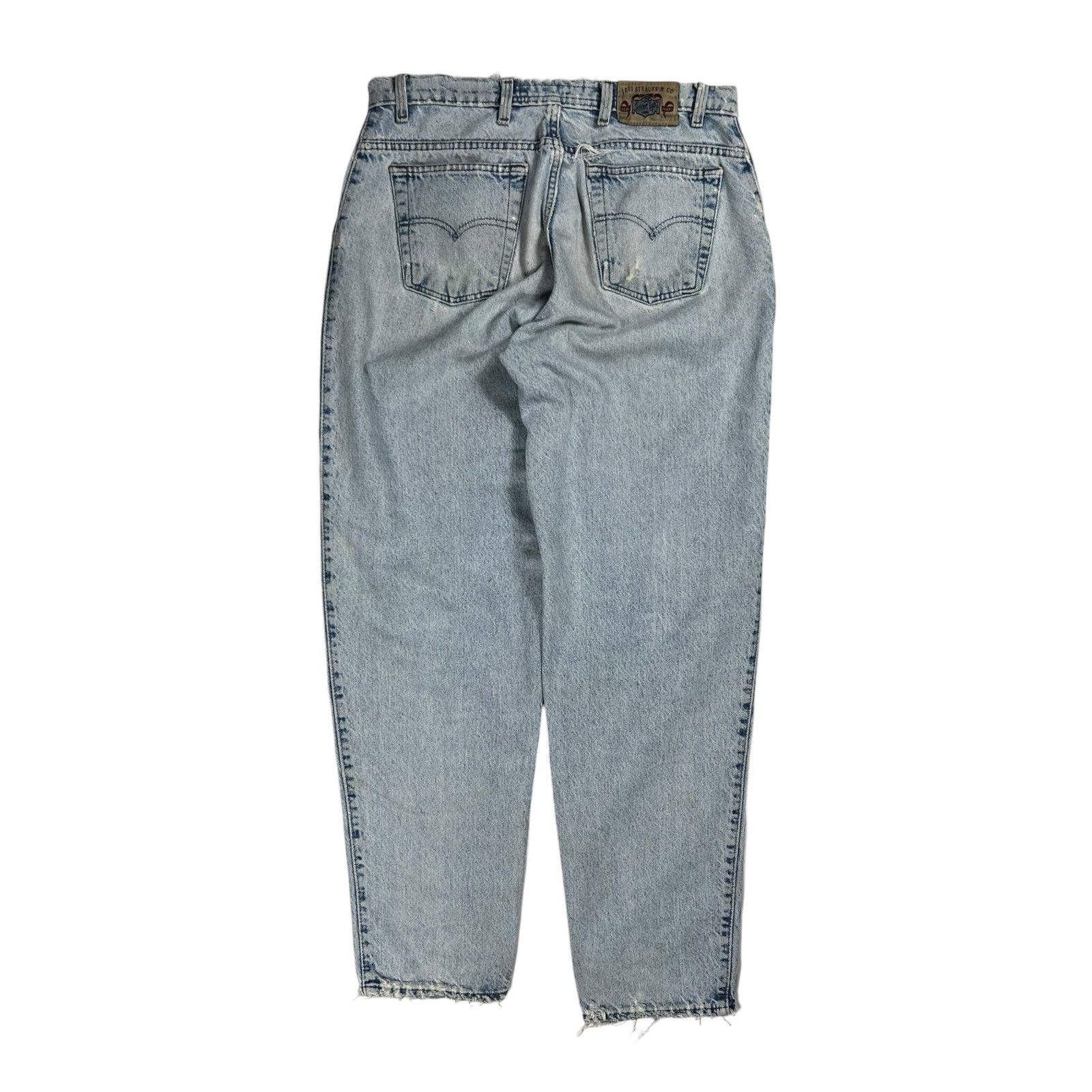 Levi's × Vintage Vintage Levi’s Silver Tabs distressed light wash tapered Size US 33 - 1 Thumbnail