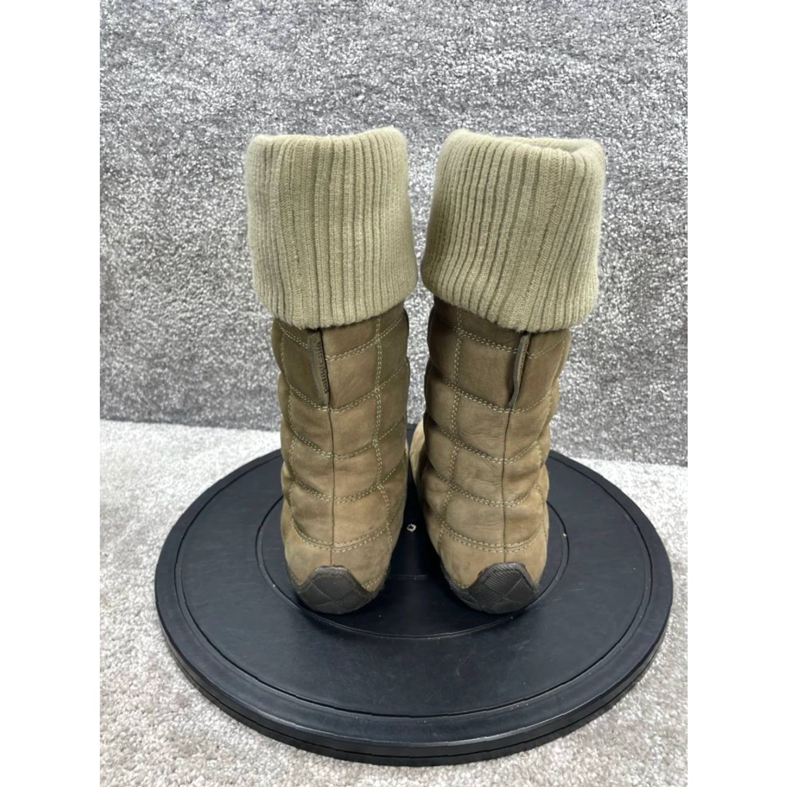 Patagonia Patagonia Boots Womens Size 7 Ginkgo Moss Brown Quilted Mid Calf Pull On Winter Size US 7 / IT 37 - 6 Thumbnail