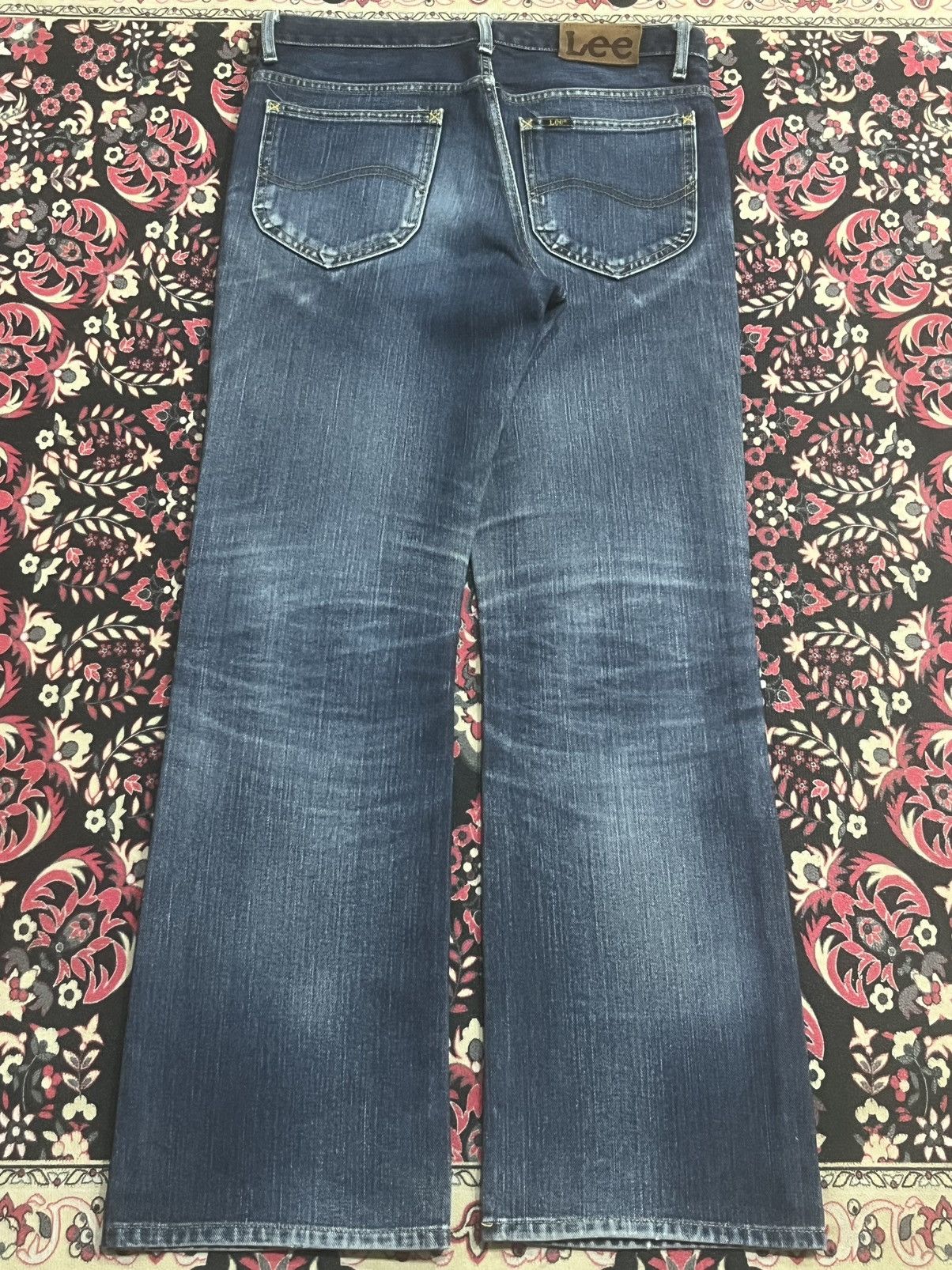 Vintage Vintage Lee Japan Dark Blue Faded Washed Distress Flare Jean Size US 31 - 2 Thumbnail