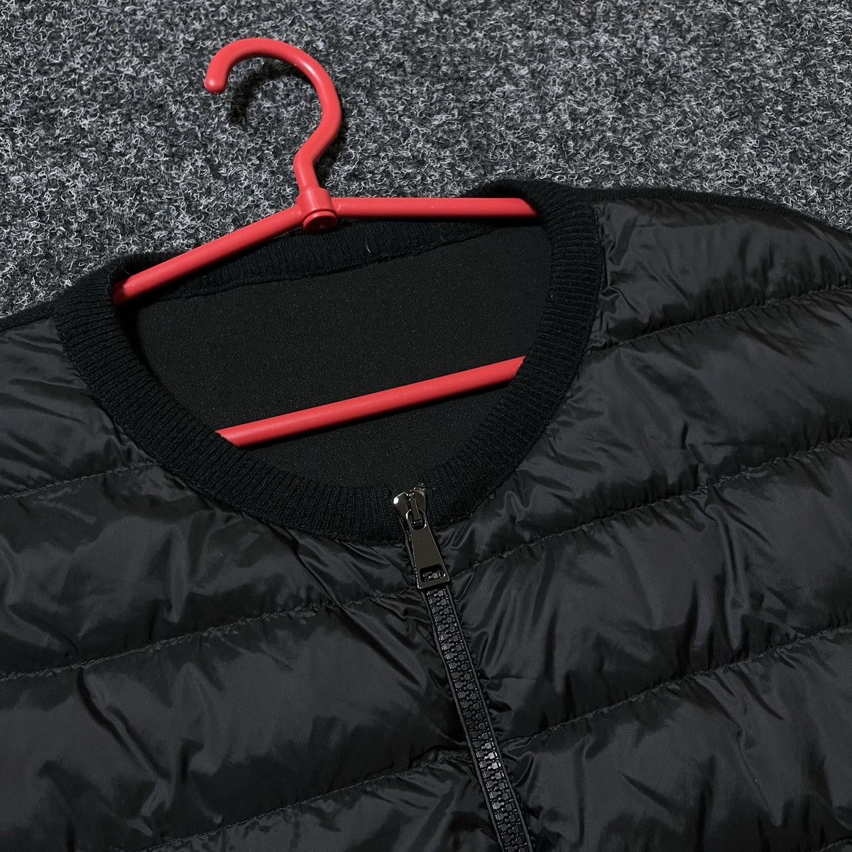 Moncler Moncler vest down Size M / US 6-8 / IT 42-44 - 10 Thumbnail