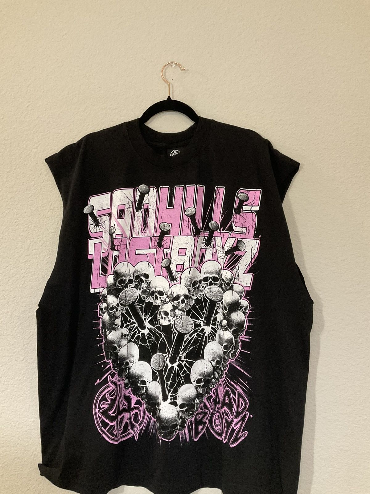 Other Lost hills sad boys cutoff Size US XXL / EU 58 / 5 - 1 Thumbnail