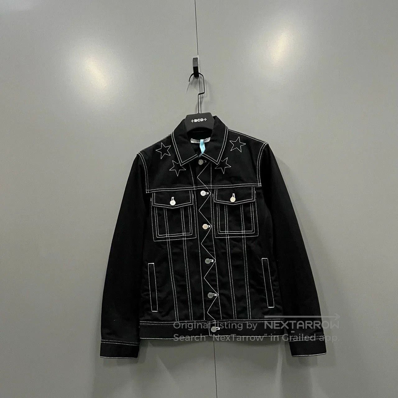 Givenchy givenchy star print denim jacket. Size US M / EU 48-50 / 2 - 1 Thumbnail