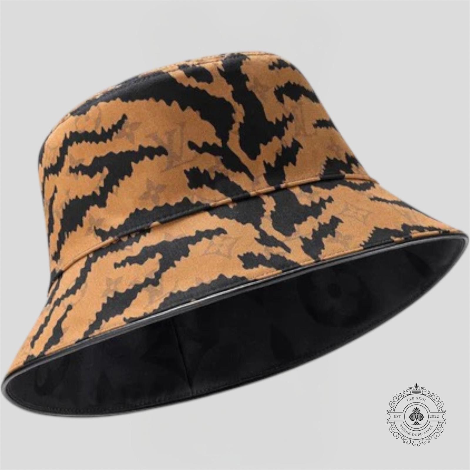 Louis Vuitton Louis Vuitton Tigergram Reversible Bucket Hat Size ONE SIZE - 2 Thumbnail
