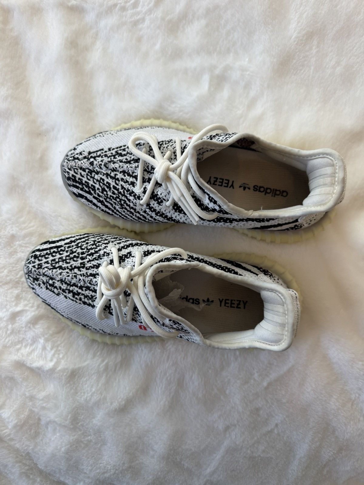 Adidas × Yeezy Yeezy v2 zebras Size US 5 / EU 37 - 4 Thumbnail