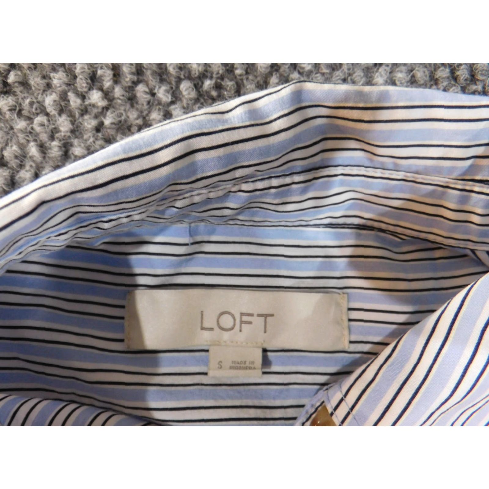 Loft LOFT Shirt Dress Blue Striped Long Sleeve Collared Button Viscose Lyocell Nylon Knee Length Womens S Regular Casual Vintage No stretch Size S / US 4 / IT 40 - 5 Thumbnail