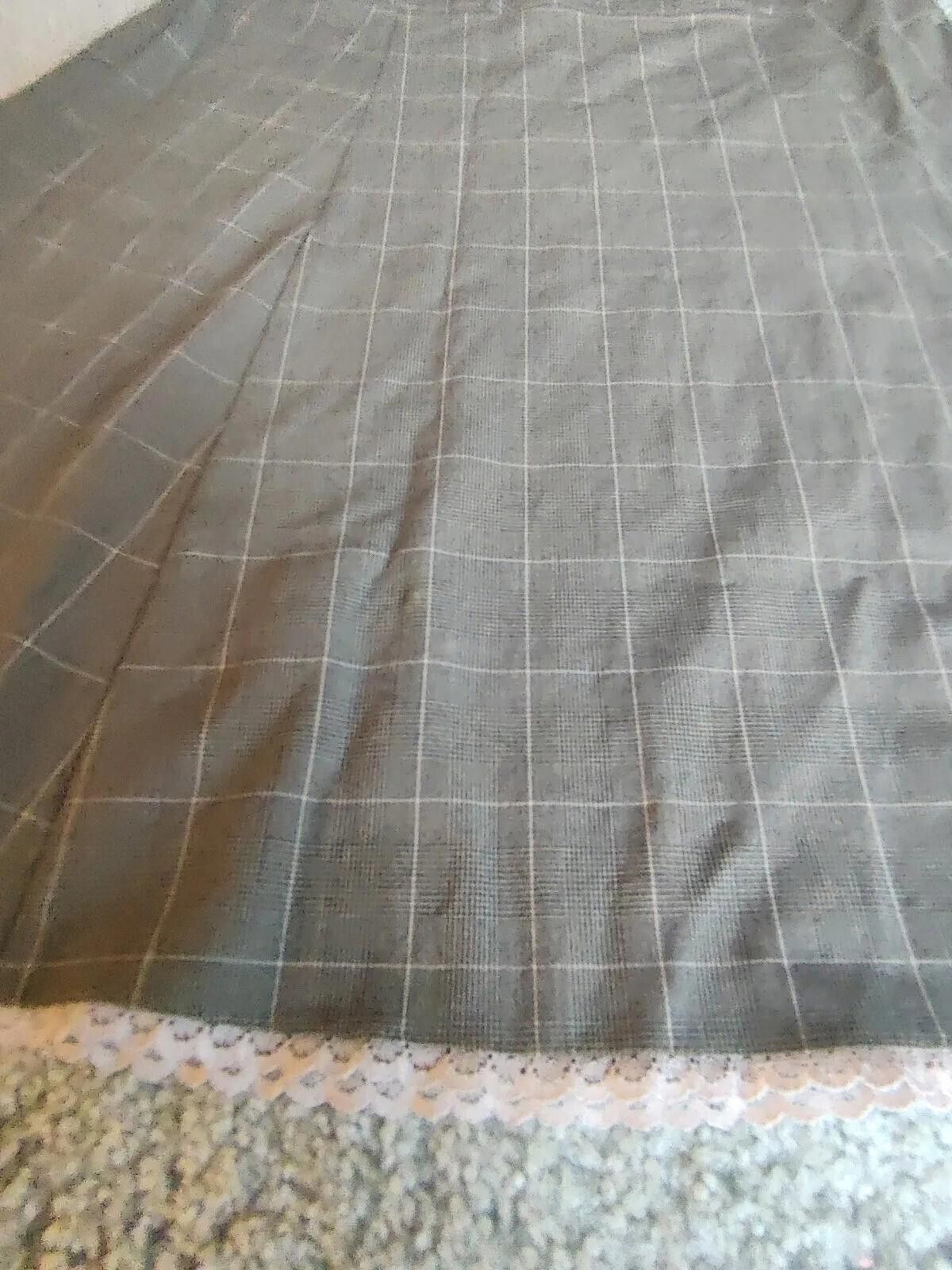 Old Navy Old Navy Womens Gray Vintage Plaid Flair Skirt Size 6 Pink L Size 28" / US 6 / IT 42 - 4 Thumbnail