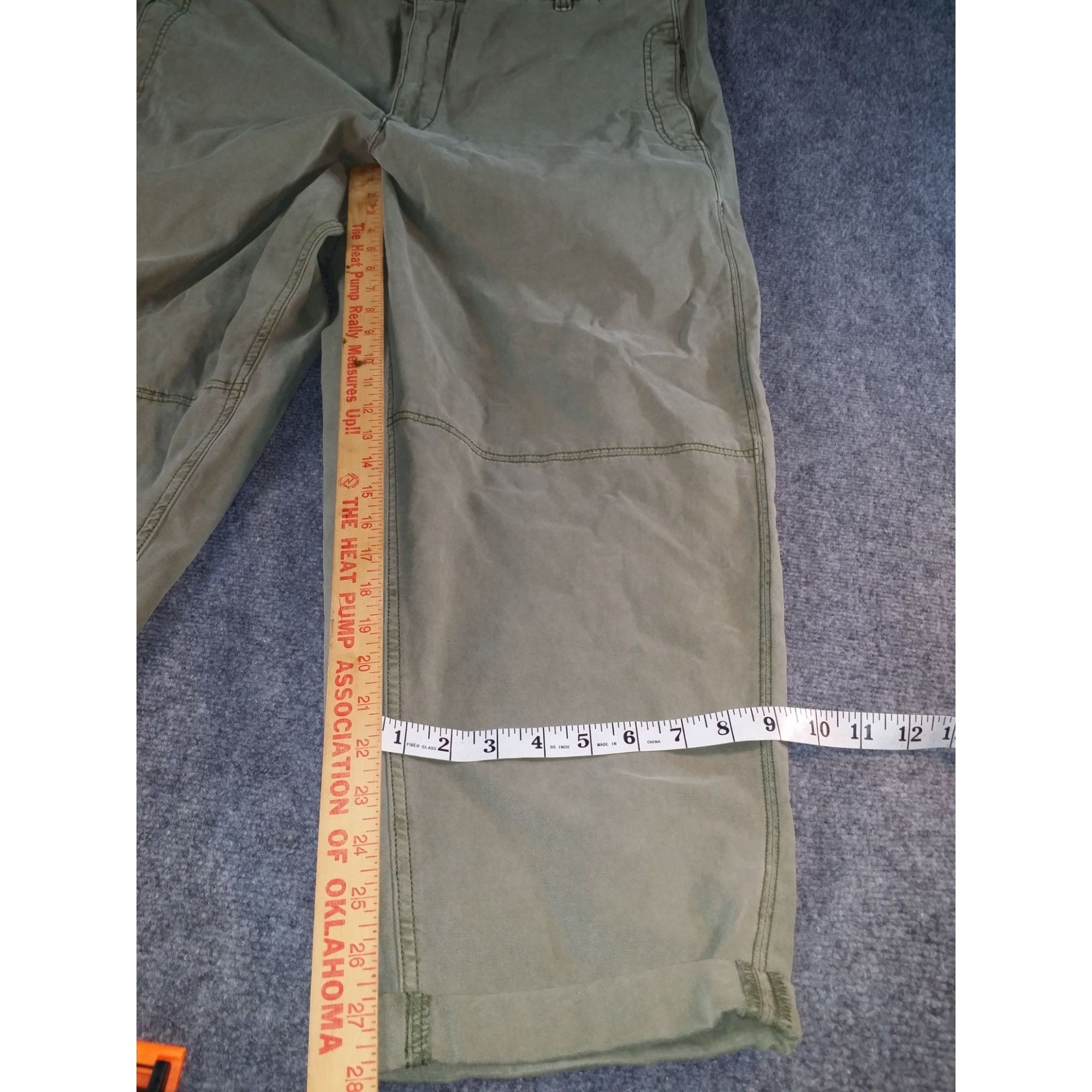 Old Navy Old Navy Cargo Pants Men Sz XXL Army Green Cuffed Hem Everyd Size US 40 / EU 56 - 4 Thumbnail