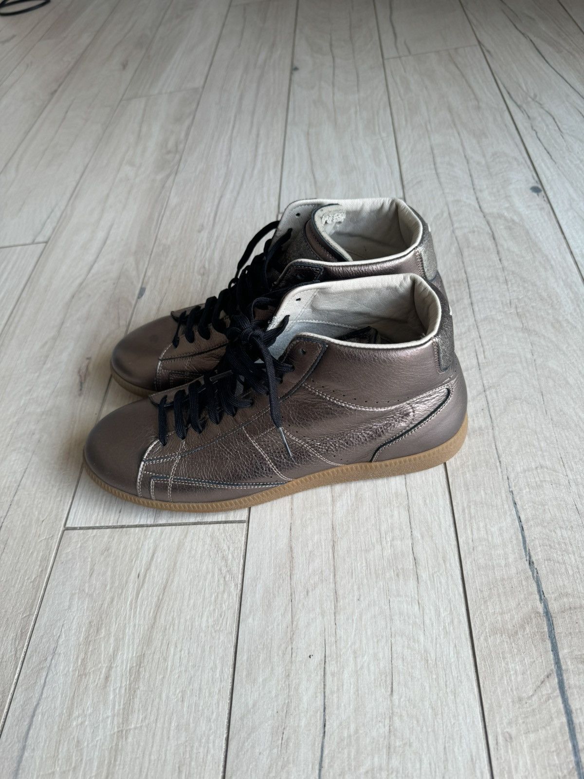 Maison Margiela Maison Margiela Foil Effect Brown High Top Sneakers Size US 11 / EU 44 - 5 Thumbnail