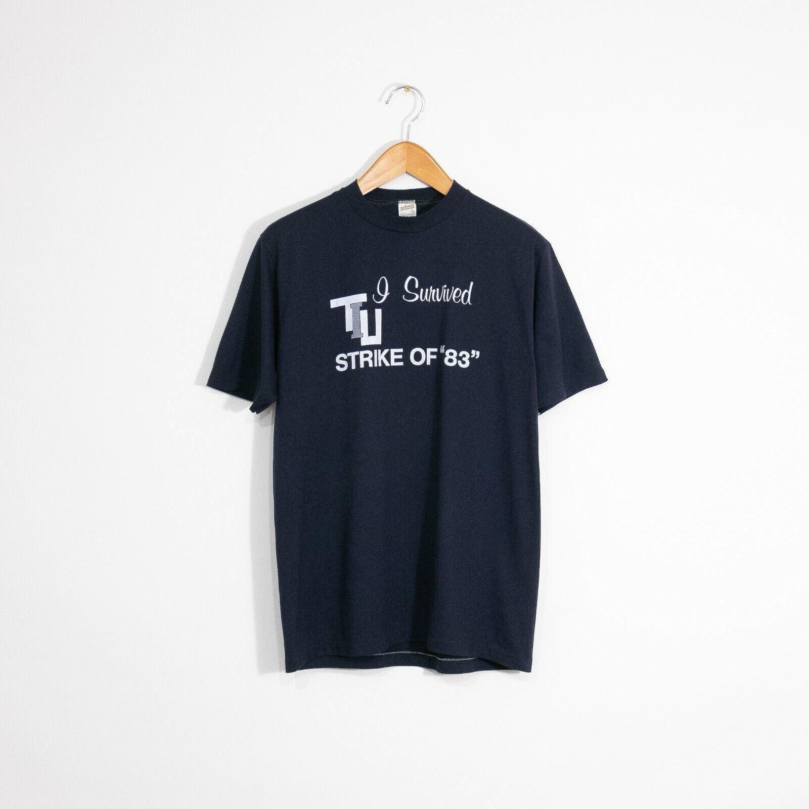 Vintage Vintage 80s T.I.U Strike T Shirt L - Telephone Traffic Union Size US L / EU 52-54 / 3 - 1 Thumbnail