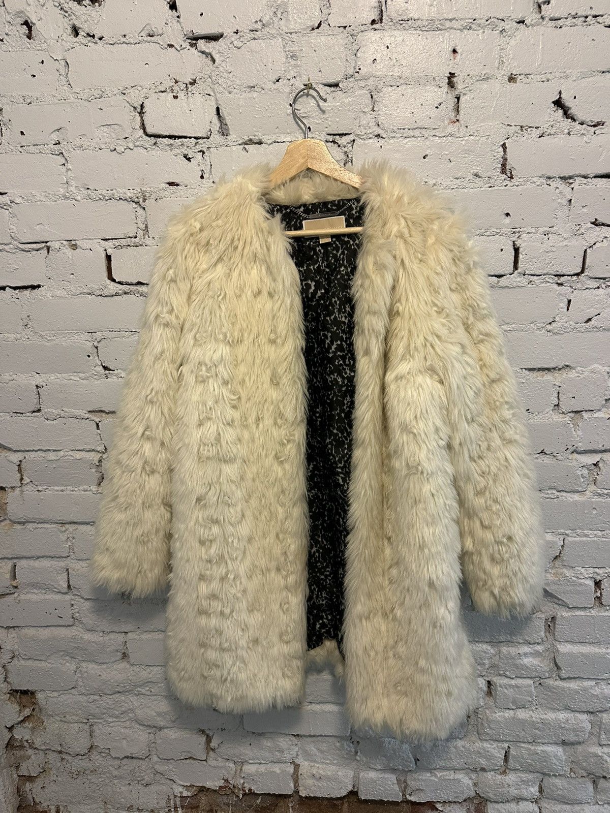 Michael Kors Michael Kors Shaggy Faux Fur "Mob Wife" Statement Coat Size M / US 6-8 / IT 42-44 - 1 Thumbnail