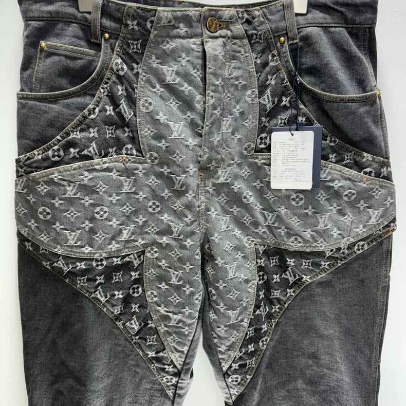 Louis Vuitton Louis Vuitton 23 New Logo Letter Print Irregular Cut Decon Size US 36 / EU 52 - 2 Thumbnail