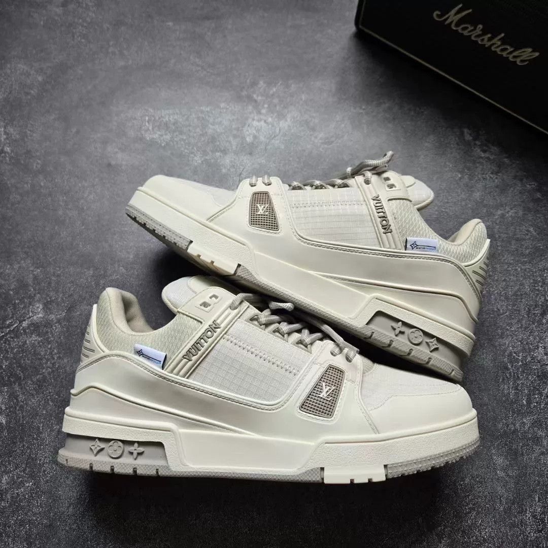 Louis Vuitton Louis Vuitton Training White Lowtop Sneakers 41 Men Size US 8.5 / EU 41-42 - 1 Thumbnail