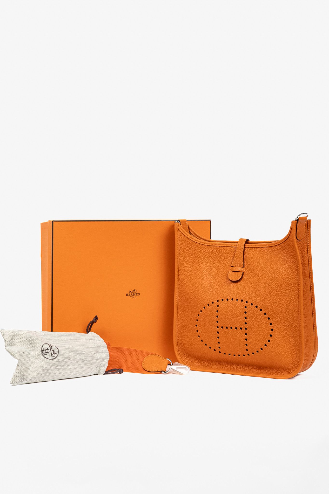 Hermes Hermes Evelyne III 29 Taurillon Clemence Leather Bag Size ONE SIZE - 14 Thumbnail