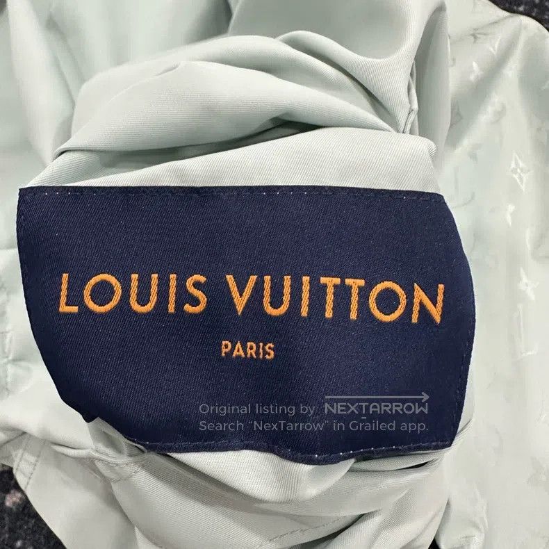 Louis Vuitton Louis Vuitton Pin full logo double-sided wear assault jack Size US M / EU 48-50 / 2 - 5 Thumbnail