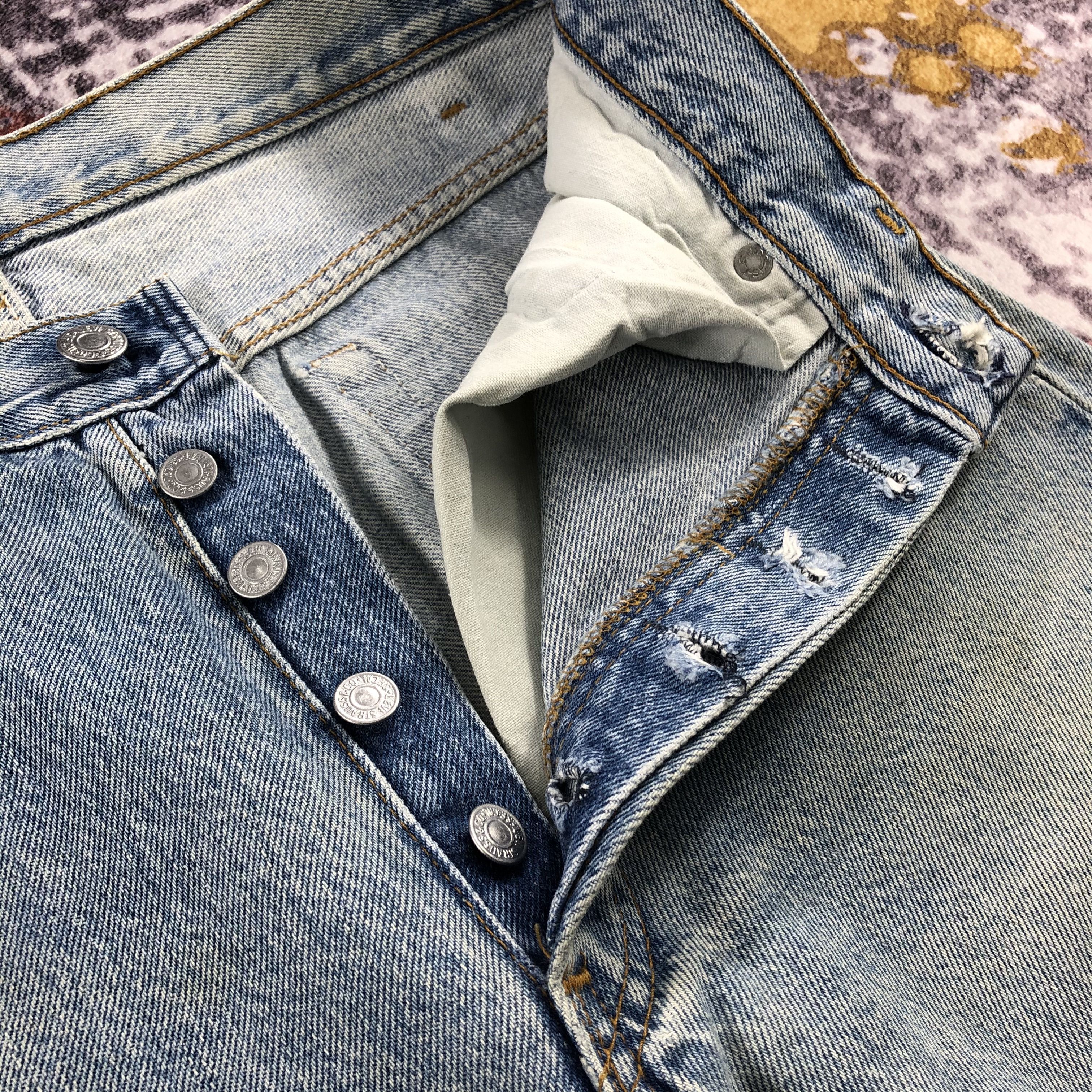 Levi's Vintage 90s Light Wash Levis 501 Jeans-JM2117 Size US 29 - 11 Thumbnail
