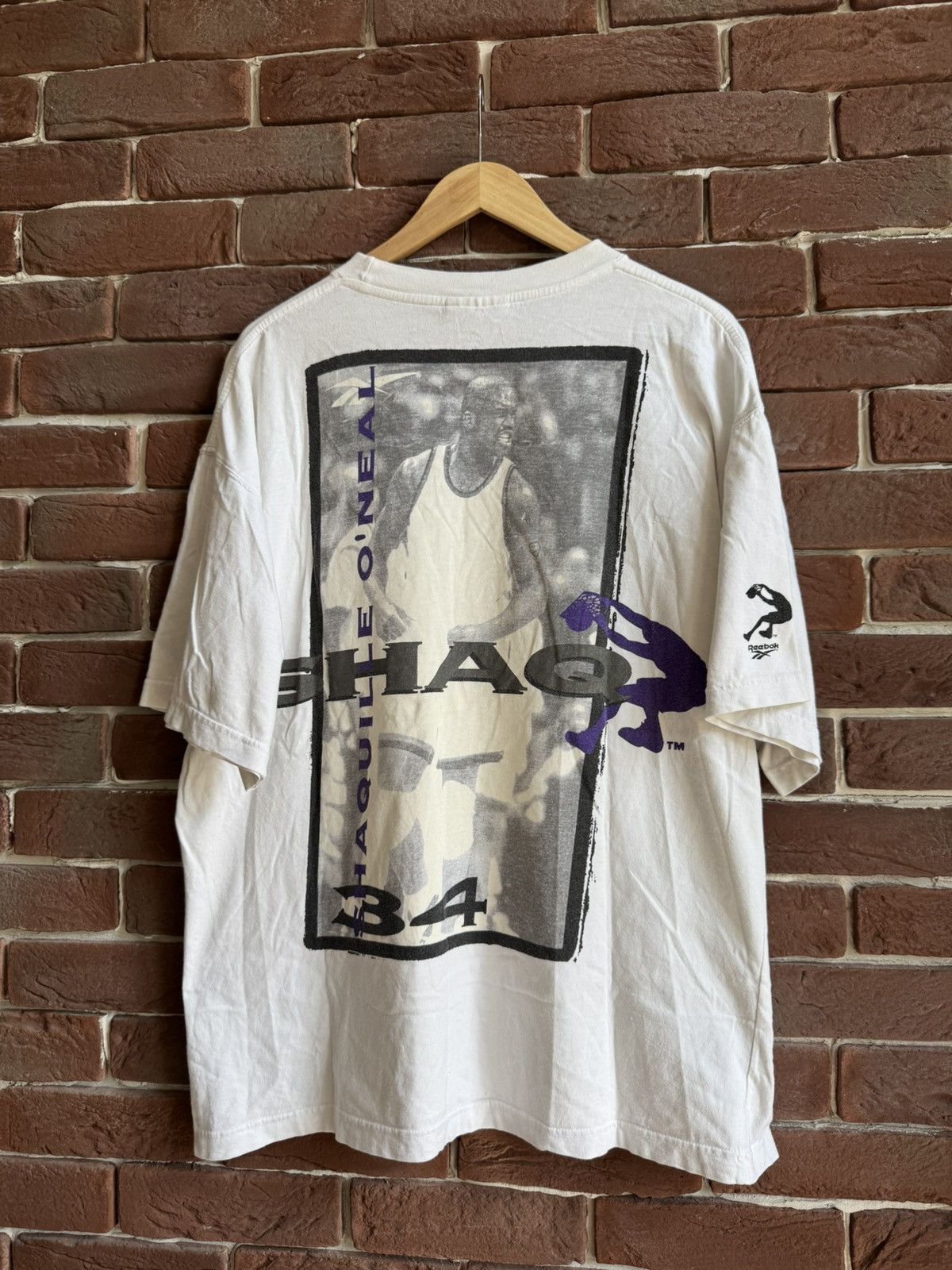 Vintage Vintage 90s Reebok SHAQ Magic player t-shirt rare hype Size US L / EU 52-54 / 3 - 1 Thumbnail