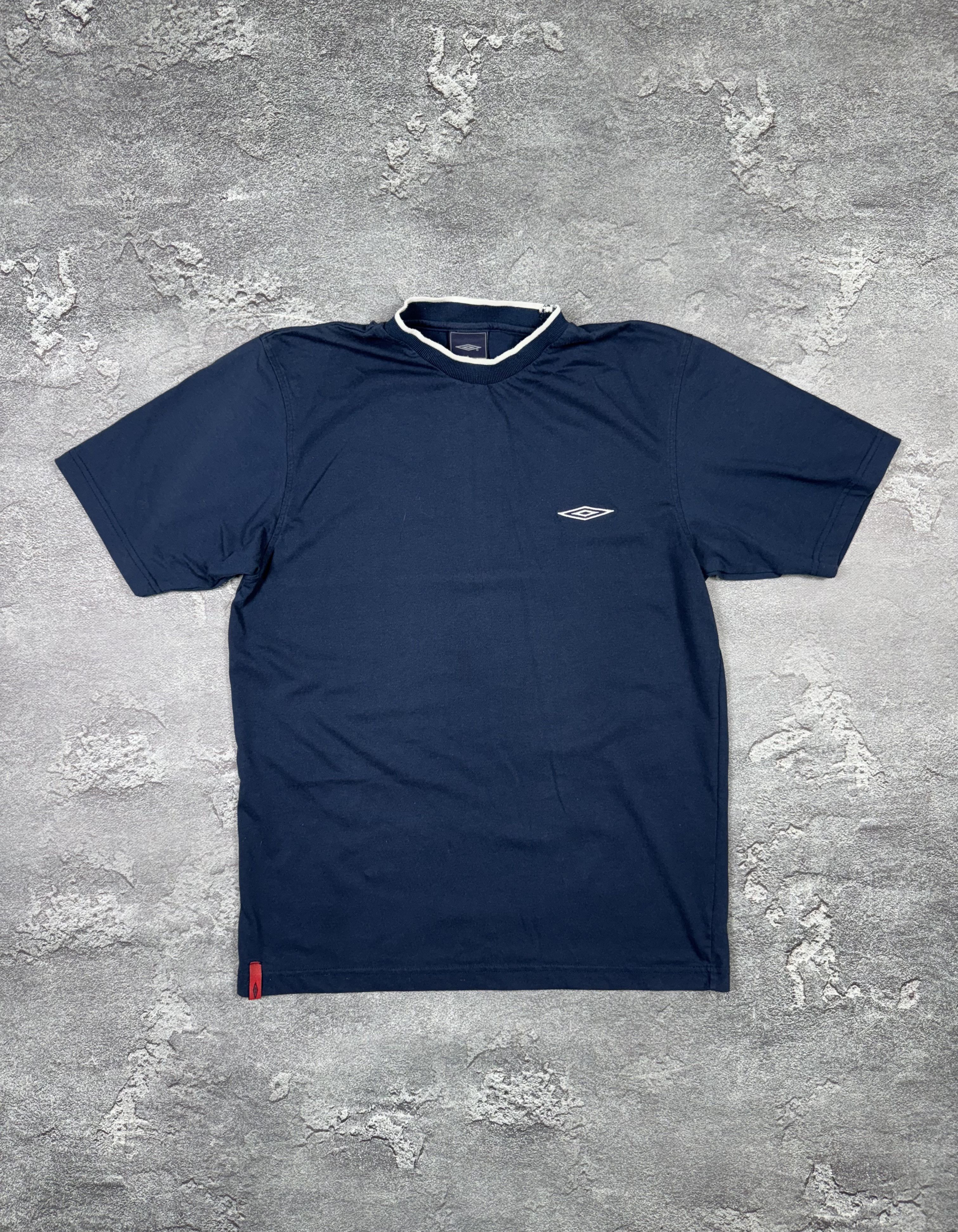 Umbro Umbro Navy T-Shirt Sportswear Size L 2000s Y2K Retro Size US L / EU 52-54 / 3 - 1 Thumbnail