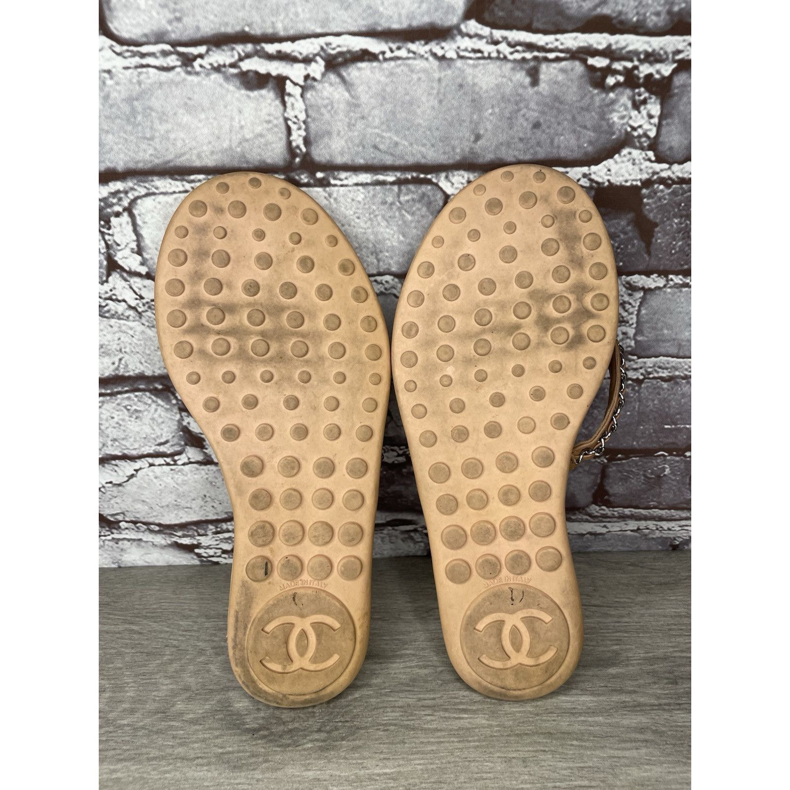 Chanel CHANEL Lambskin CC Chain Pink Leather Designer Thong Sandals Size US 9.5 / IT 39.5 - 14 Thumbnail