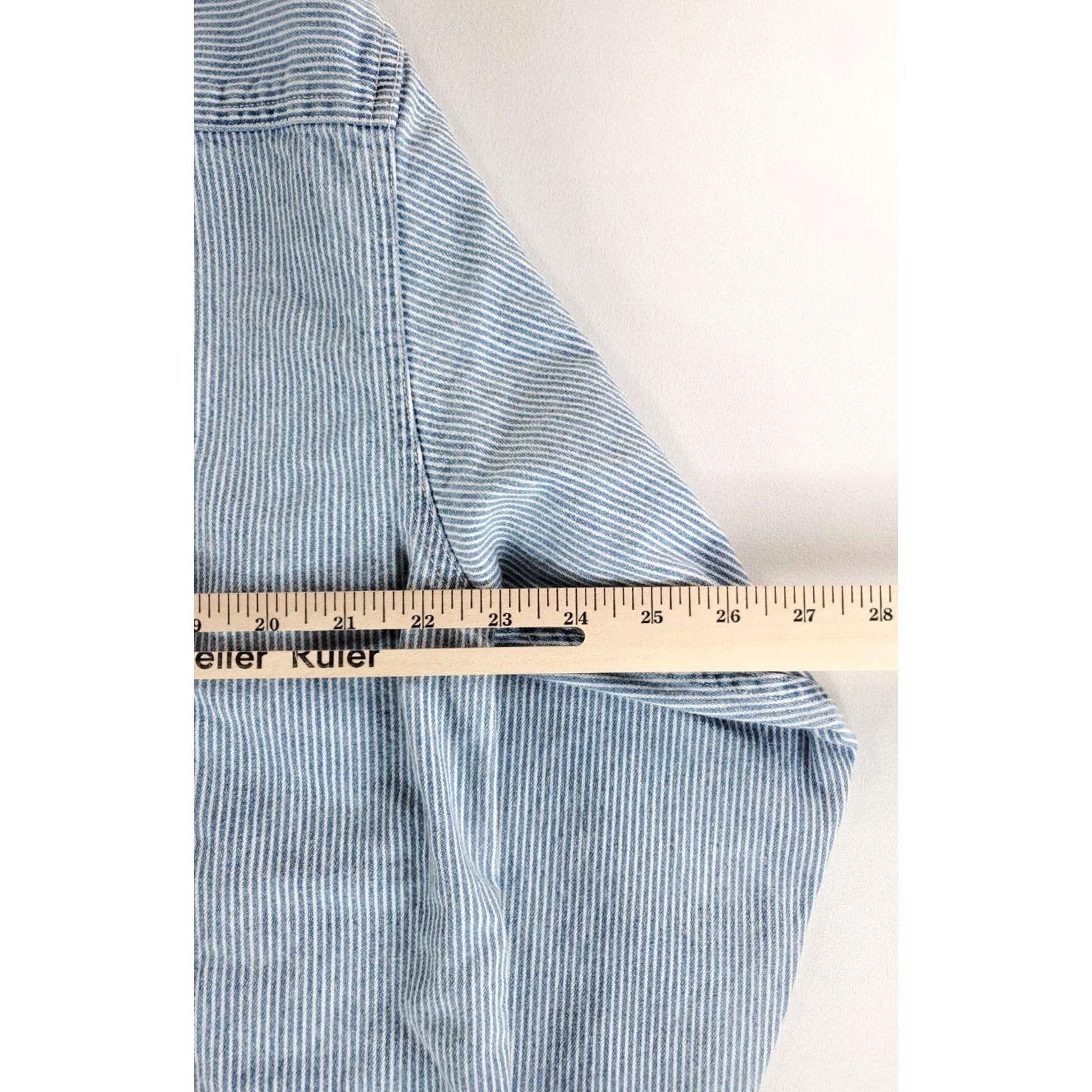 Vintage Looney Tunes Warner Bros Button Down Denim Shirt Striped Embroidered Mens L Blue Shirt Mens L Denim Shirt Size US L / EU 52-54 / 3 - 7 Thumbnail