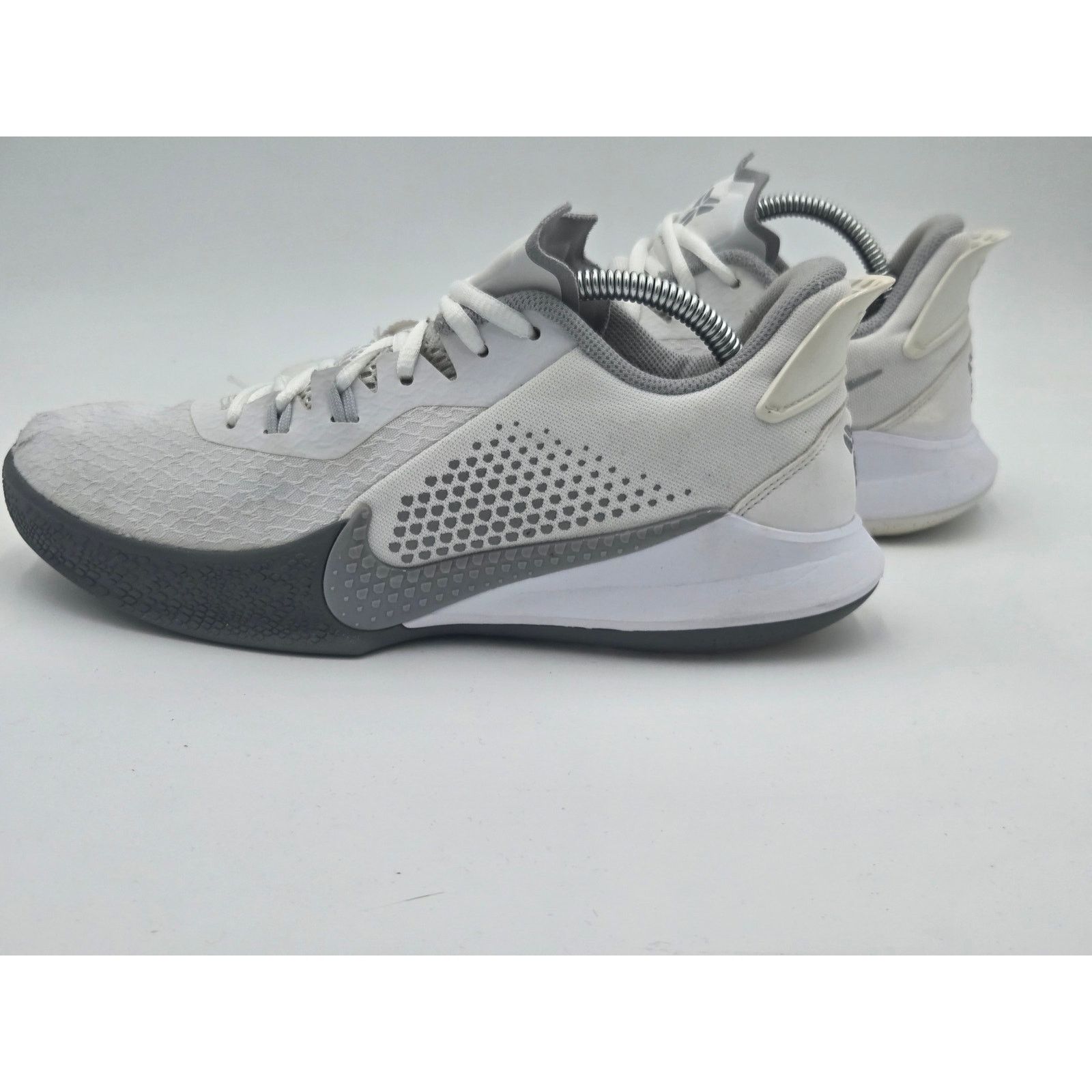 Nike Nike Mamba Fury CK2087 100 Mens 9 White Grey Kobe Basketball Size US 9 / EU 42 - 1 Thumbnail