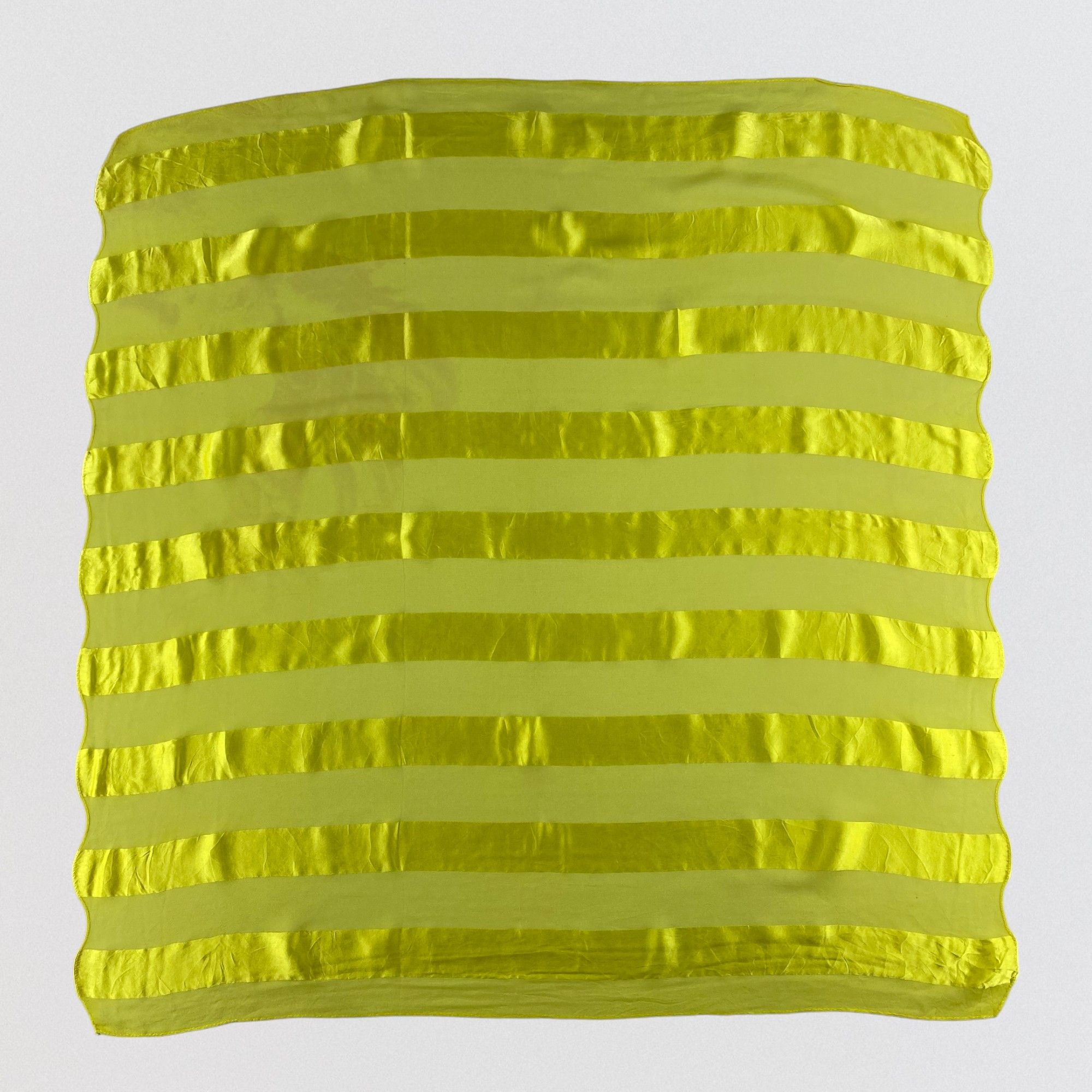 Japanese Brand × Vintage Vintage Japanese Brand Yellow Silk Scarf SS050 Size ONE SIZE - 1 Thumbnail