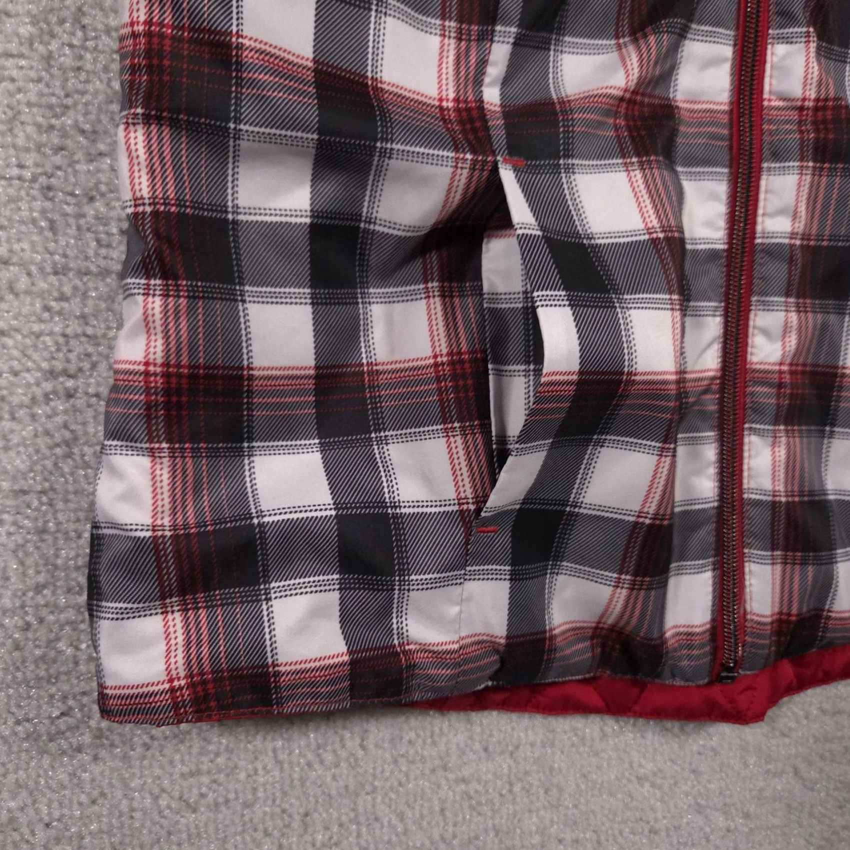 Vintage VINTAGE? No. Christopher & Banks Vest Womens Petite Small Red Plaid Reversible Quilted Puffer Size S / US 4 / IT 40 - 4 Thumbnail