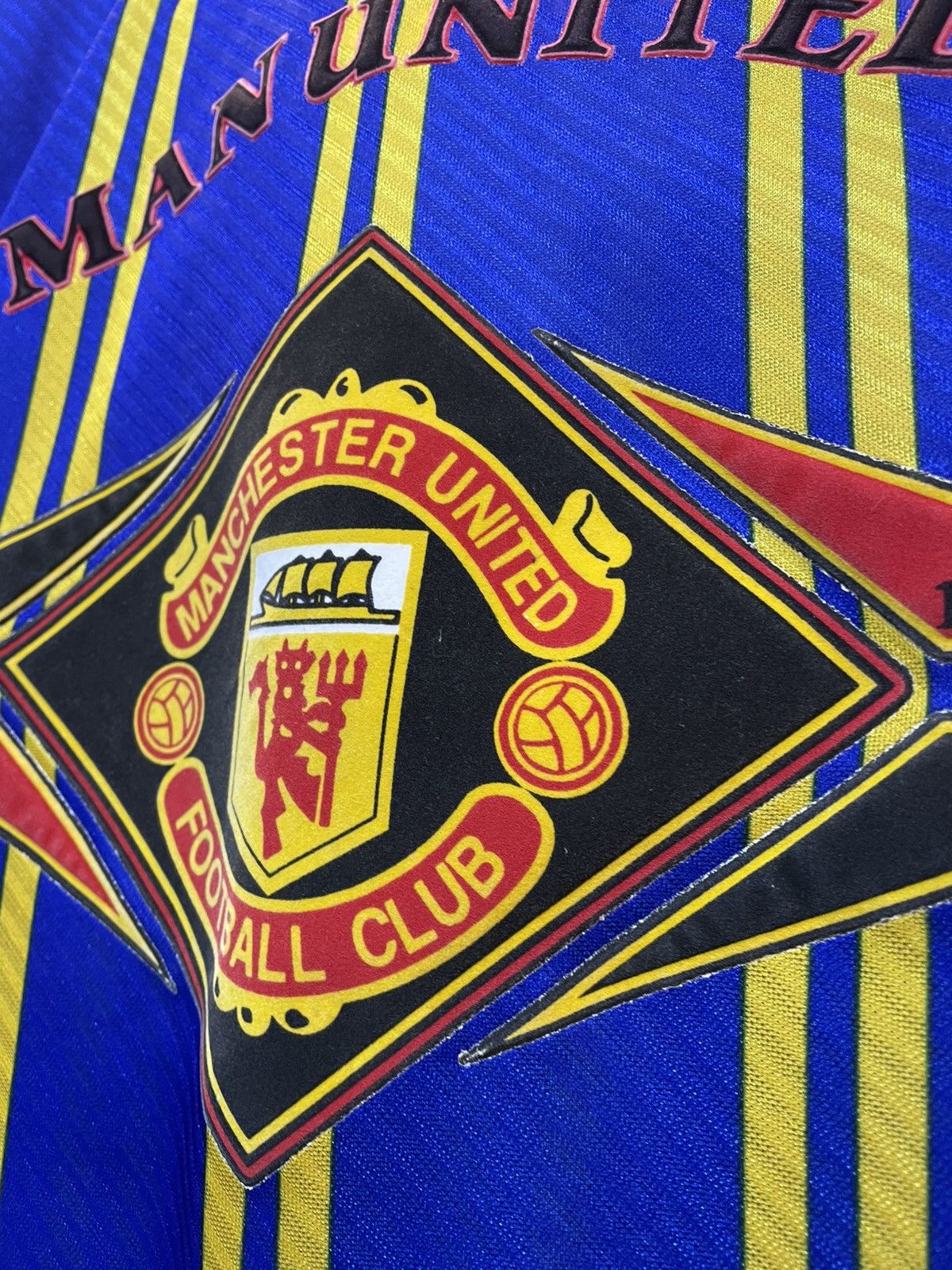 Umbro Vintage 1994 Manchester United Training Kit Size US M / EU 48-50 / 2 - 6 Thumbnail