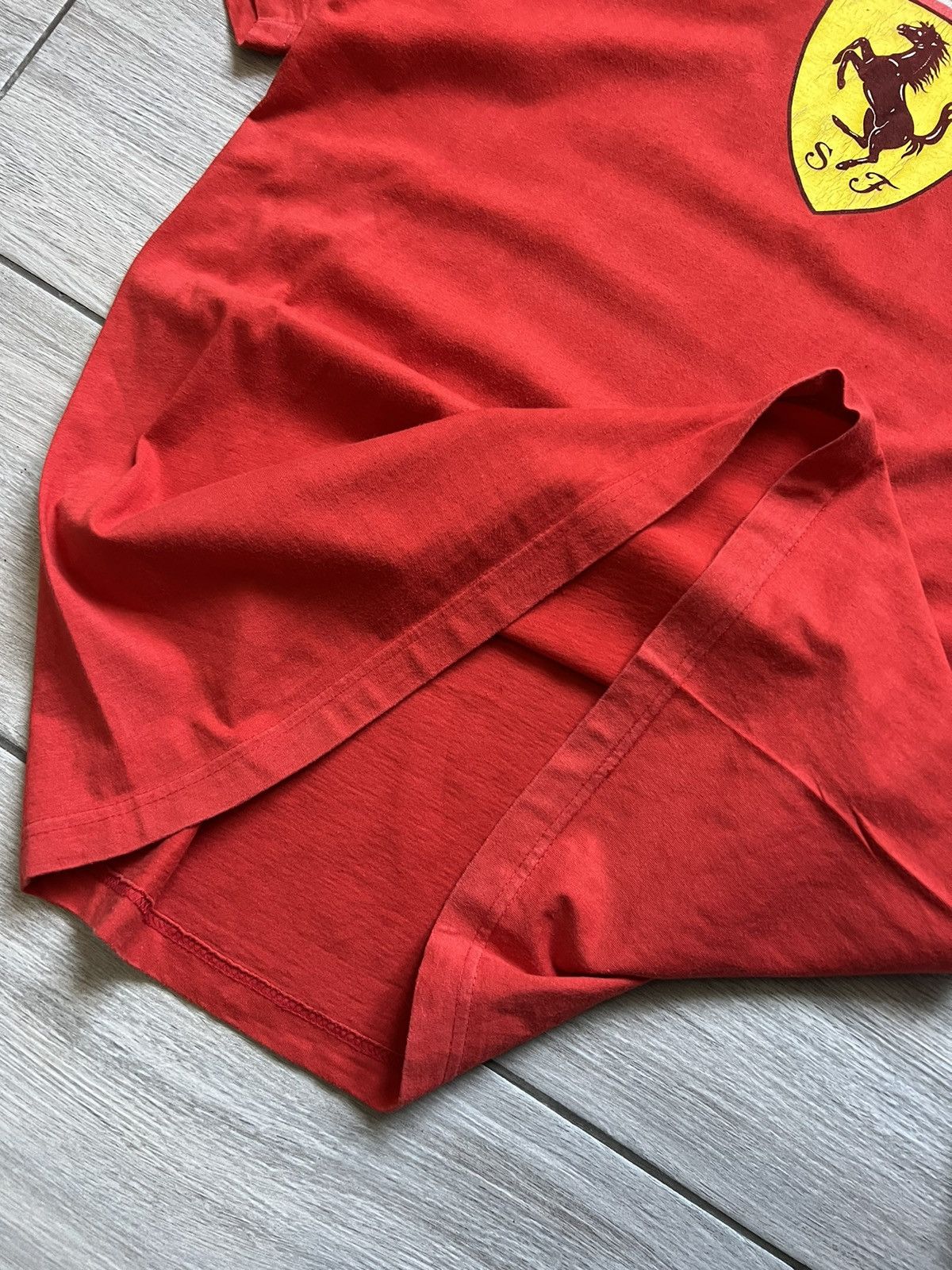 Ferrari Ferrari 2000 Vintage Y2k Red T-shirt Big Lodo Size US M / EU 48-50 / 2 - 7 Thumbnail