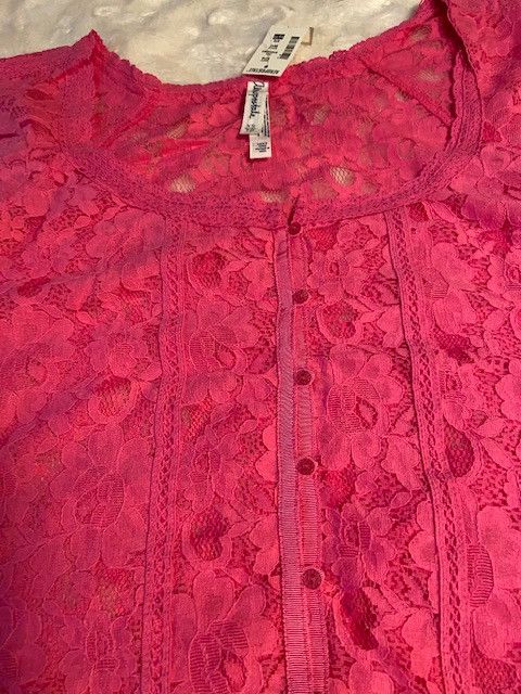 Aeropostale AEROPOSTALE All-lace Sheer Peplum Top NWT Size XS / US 0-2 / IT 36-38 - 2 Thumbnail