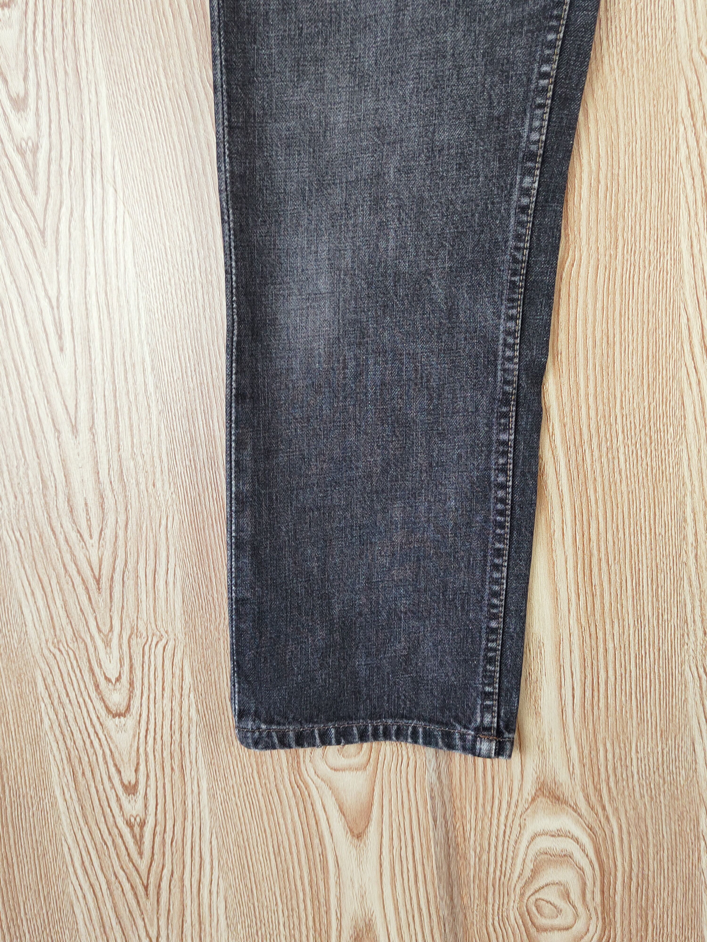 Levi's 552 Levi's Black Distressed Ripped Jeans #W498 Size US 27 - 5 Thumbnail