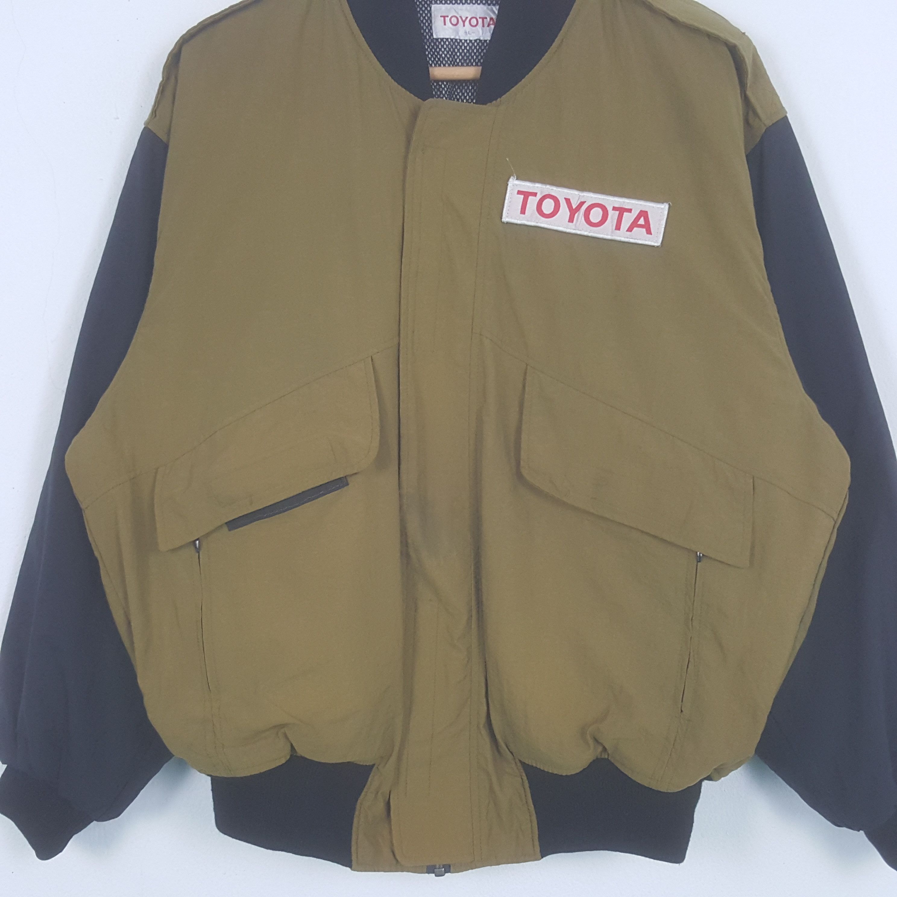 Vintage Vintage Toyota Team Racing Bombers Jacket Size US L / EU 52-54 / 3 - 4 Thumbnail