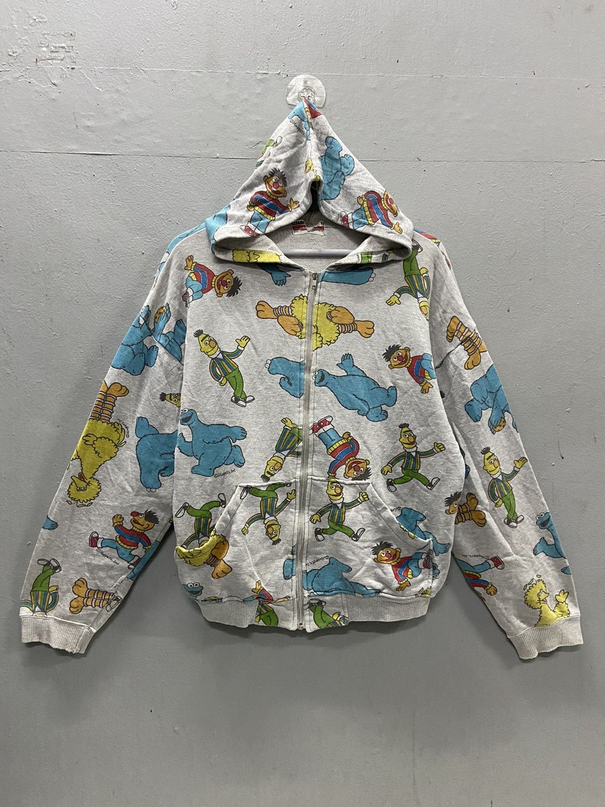 Cartoon Network SESAME STREET FULLPRINT ZIPPER HOODIE Size US M / EU 48-50 / 2 - 1 Thumbnail