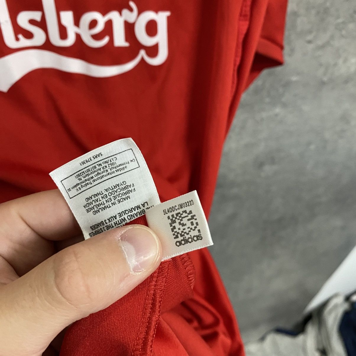 Adidas Vintage Liverpool Adidas Football Jersey 2006-07 T-Shirt Size US L / EU 52-54 / 3 - 11 Thumbnail