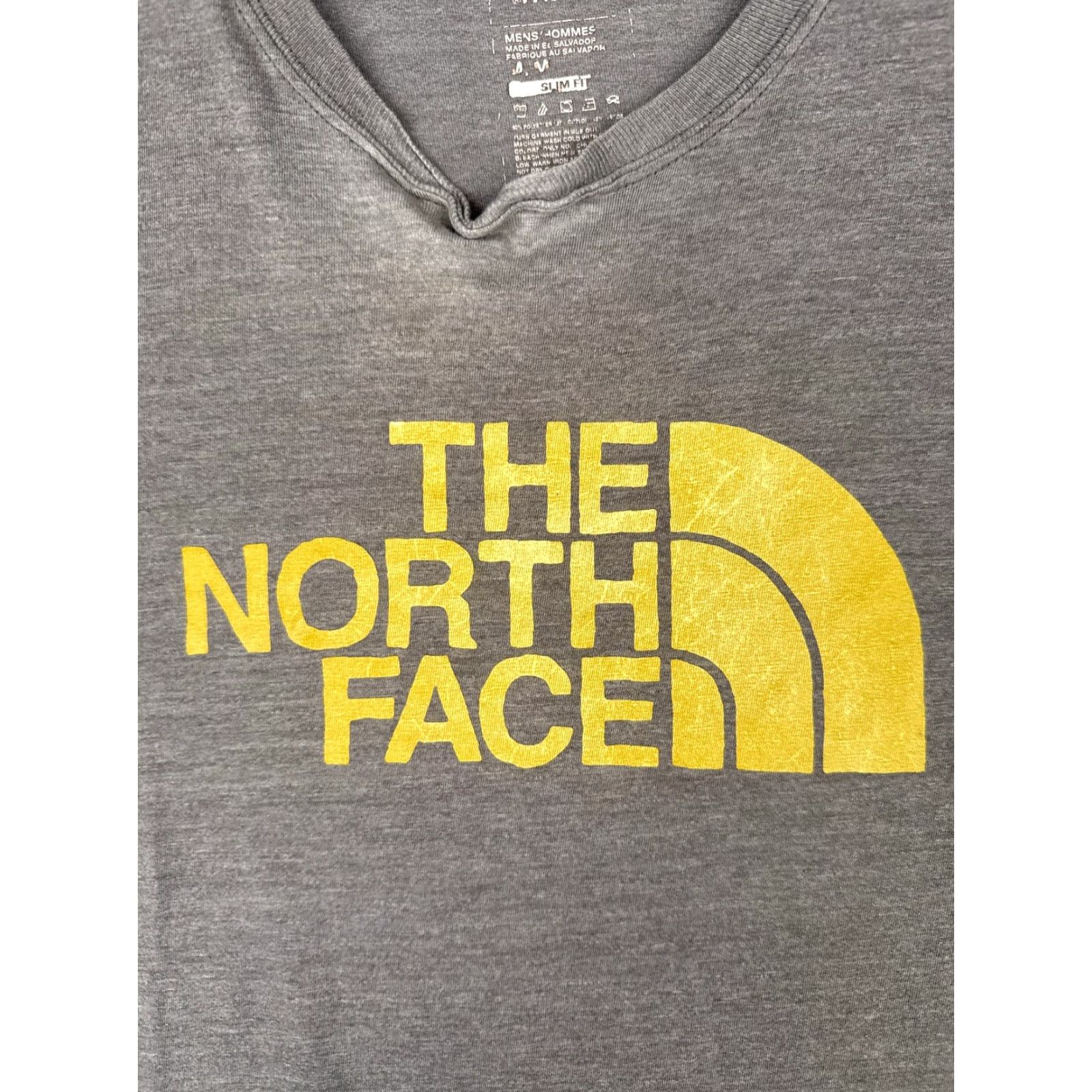 The North Face The North Face Men’s T-Shirt Shirt Medium Gray Crew Neck Cotton Blend Slim Fit Logo Knit All Seasons Outdoor 90s (if applicable) Mens Size US M / EU 48-50 / 2 - 6 Thumbnail