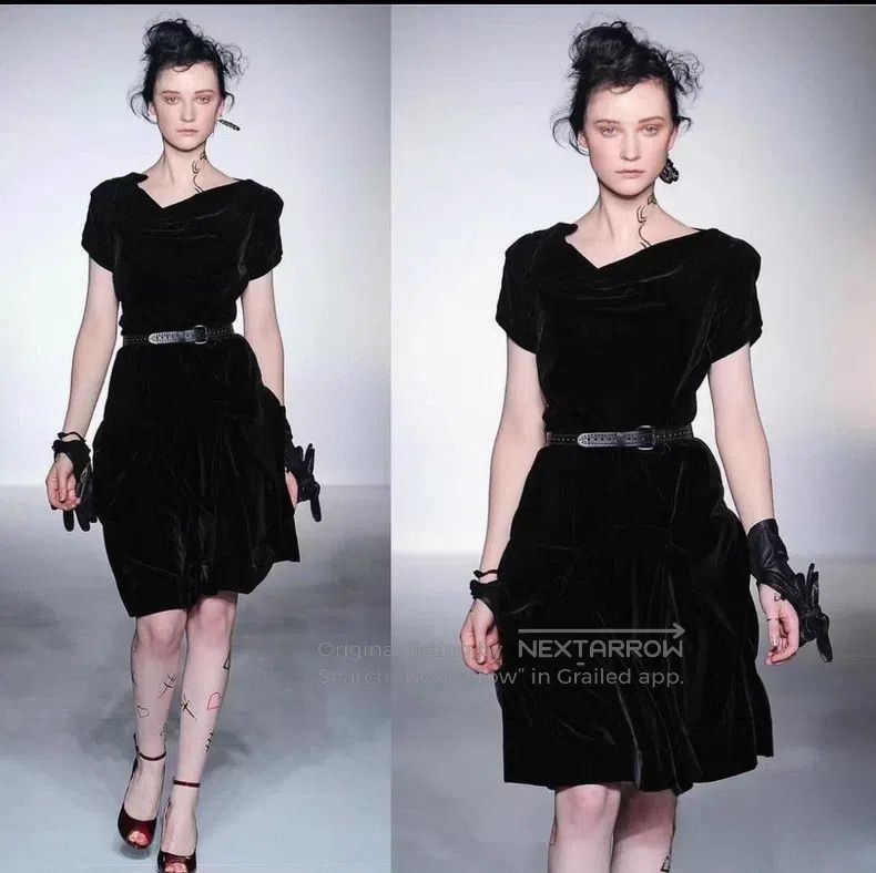 Vivienne Westwood Vivienne Westwood Black Velvet Asymmetrical Draped Collar Size L / US 10 / IT 46 - 8 Thumbnail