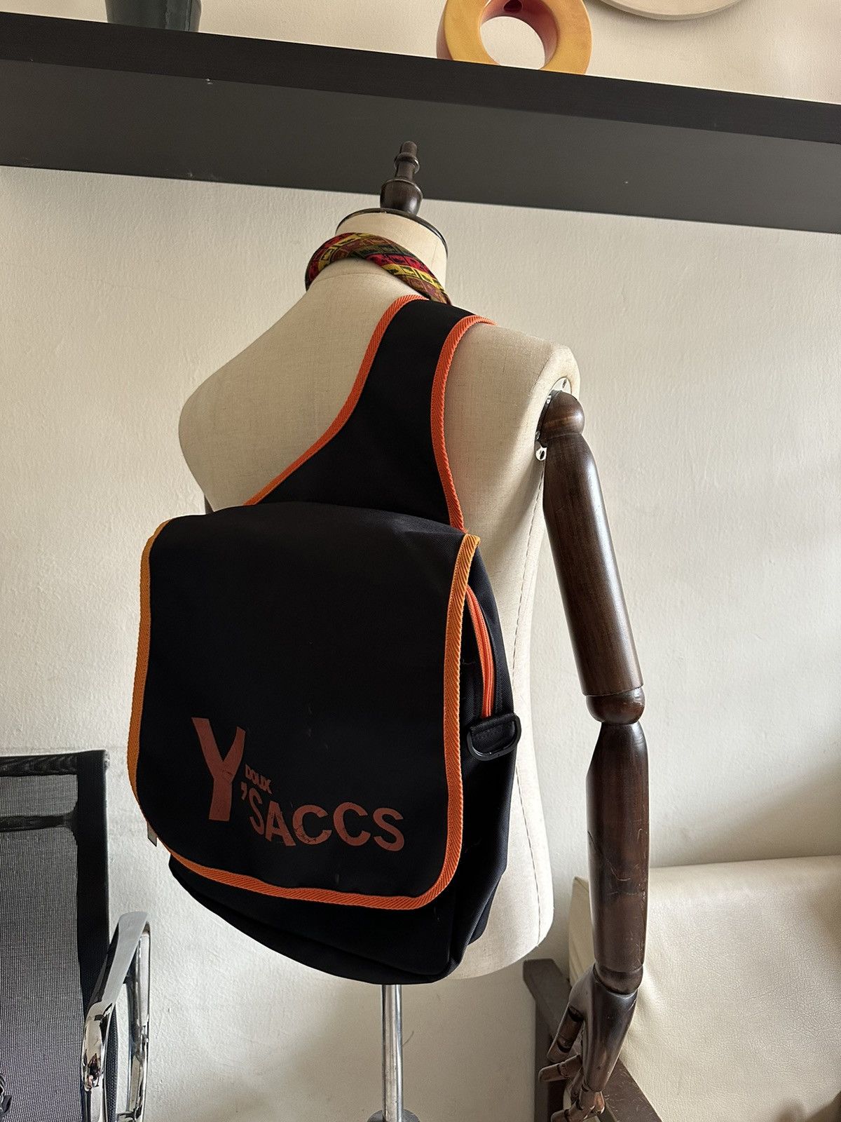 Yohji Yamamoto 2000s Yohji Yamamoto Pour Homme Yssac Crossbody Bag Size ONE SIZE - 2 Thumbnail