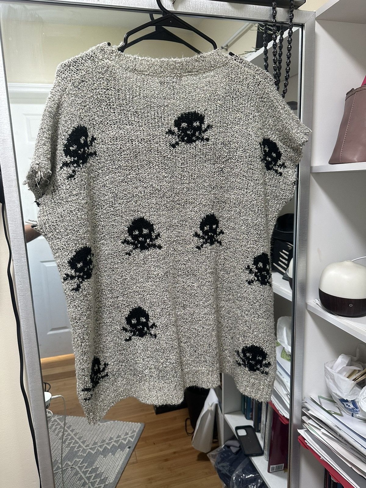 Japanese Brand Heart Eyed Skulls sleeveless knit Size US M / EU 48-50 / 2 - 3 Thumbnail