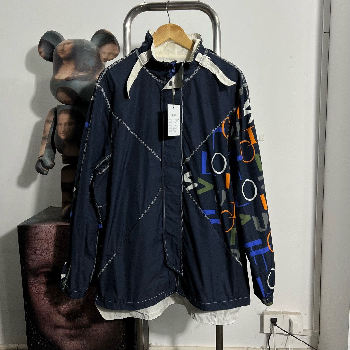Louis Vuitton Louis Vuitton Retro Light Jacket l Men Size US L / EU 52-54 / 3 - 1 Thumbnail