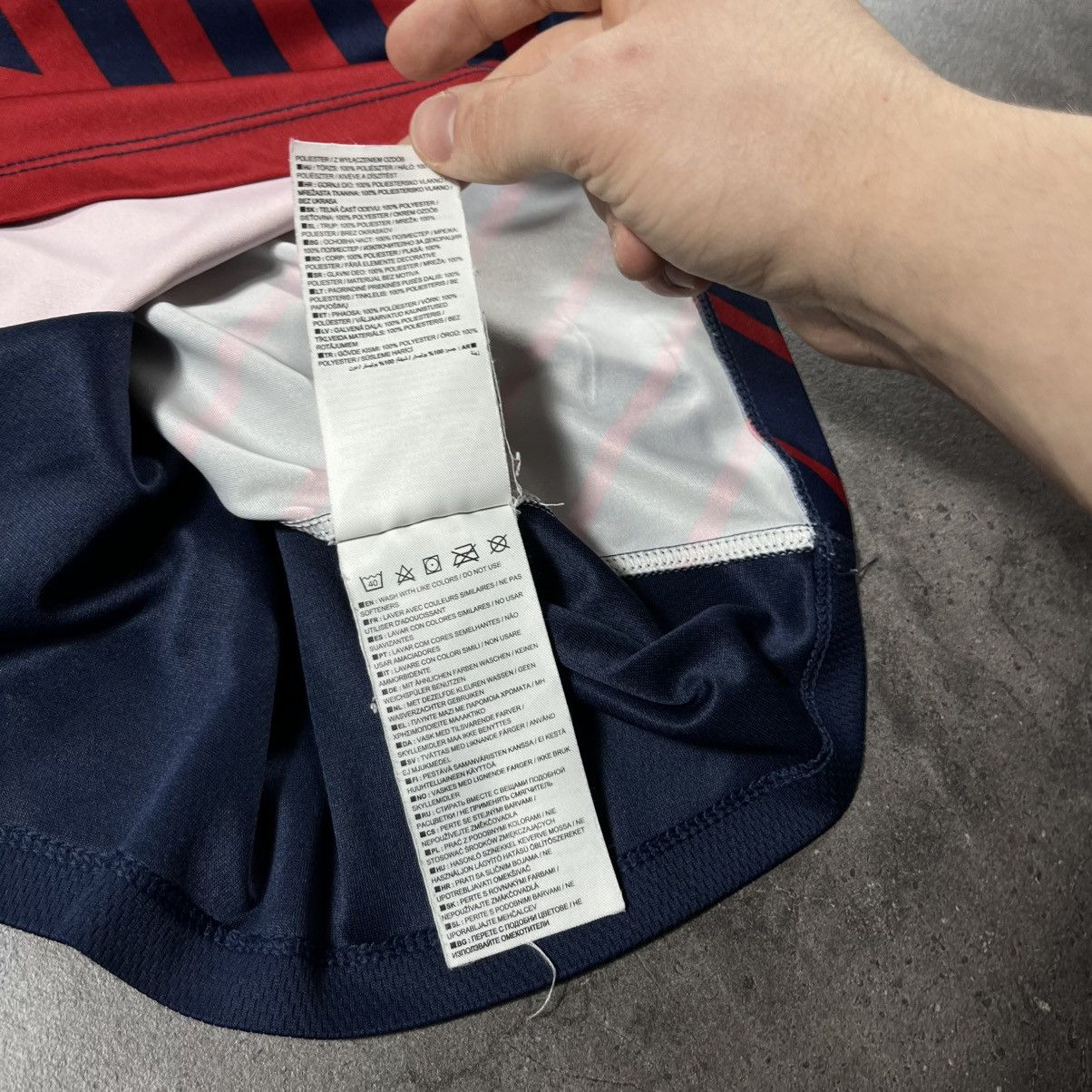 Nike Vintage Nike Paris Saint Germain PSG Blokecore Jersey Tee Size US M / EU 48-50 / 2 - 14 Thumbnail