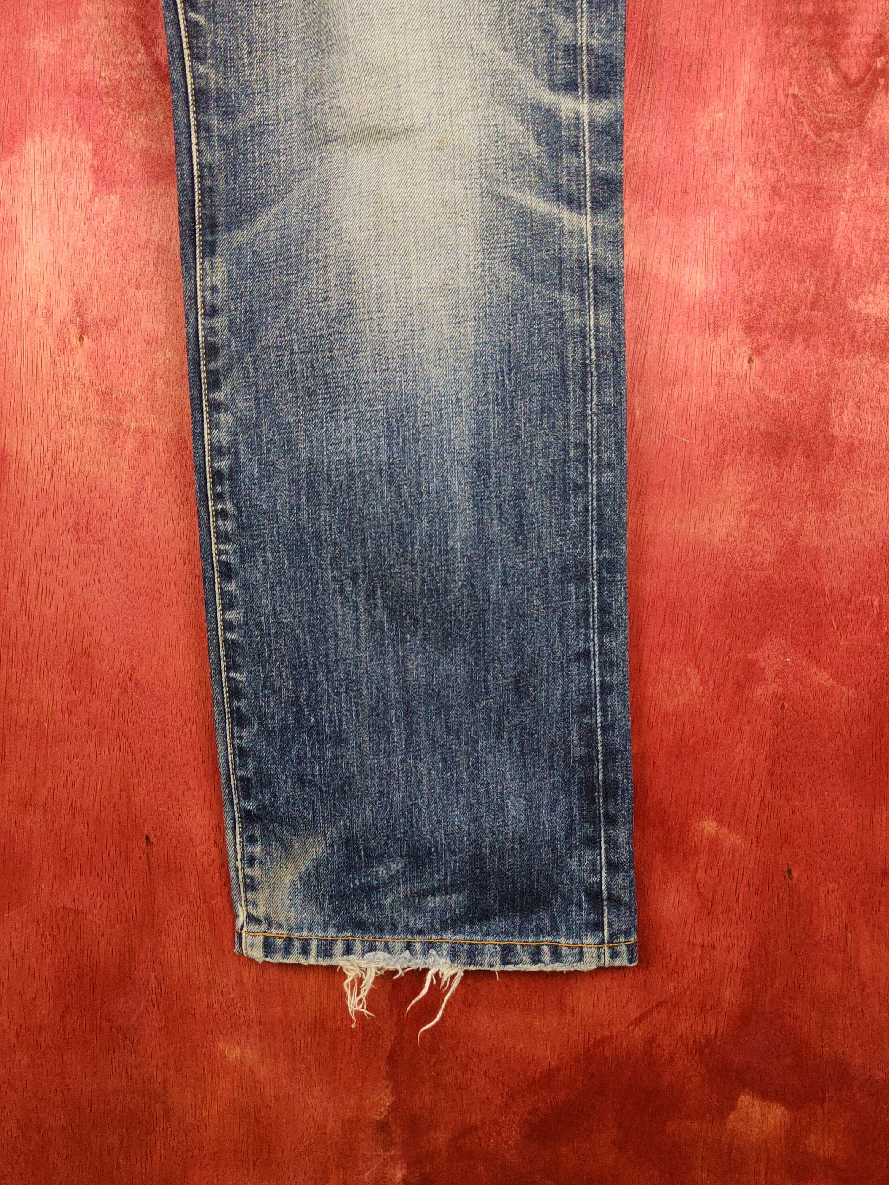 Japanese Brand Uniqlo Dark Blue Faded Distressed Ripped Jeans #S2195 Size US 34 / EU 50 - 6 Thumbnail