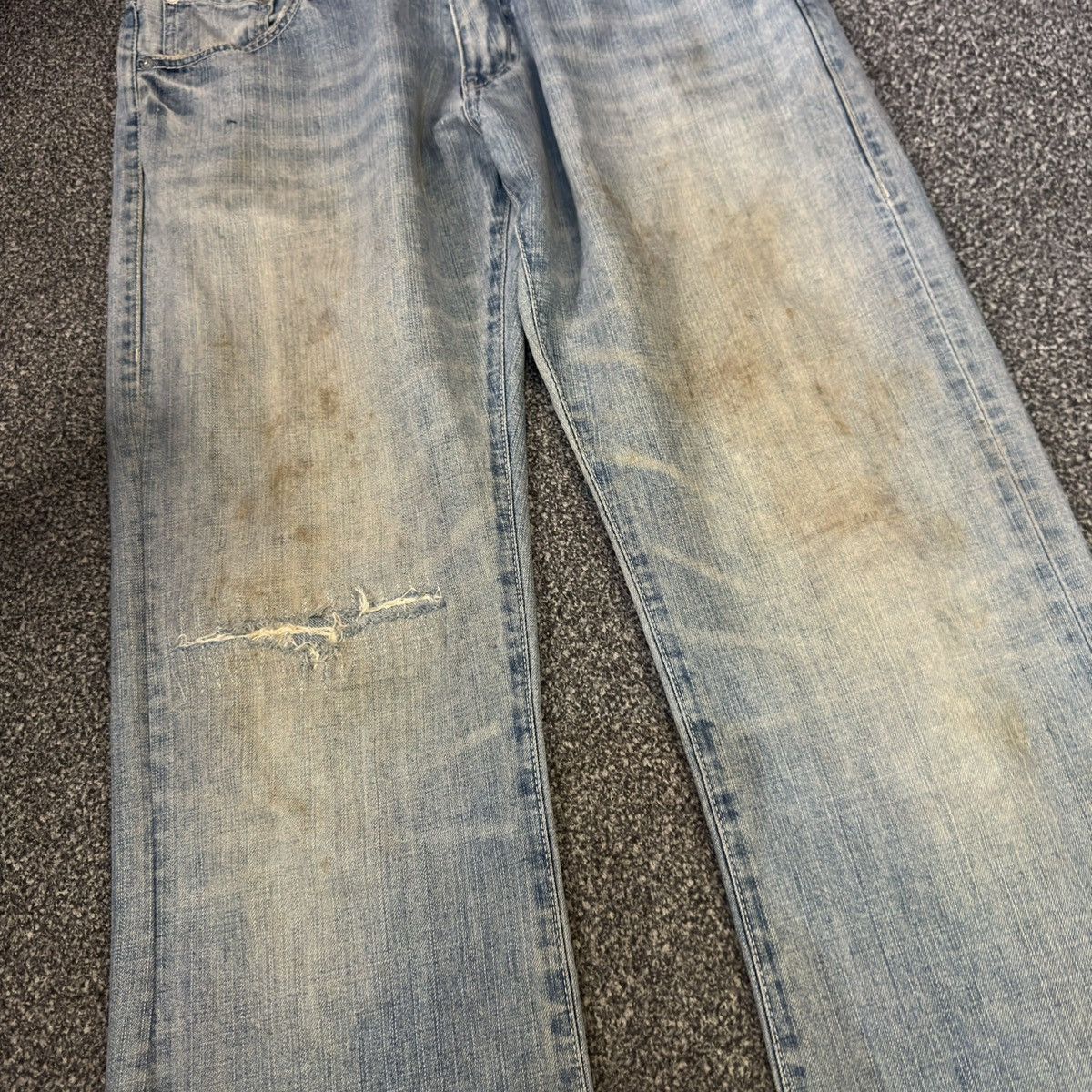 Undercover × Uniqlo 🔥🇯🇵 90s Flared S003 Uniqlo Faded Distressed Dirty Wash Denim Size US 32 / EU 48 - 4 Thumbnail