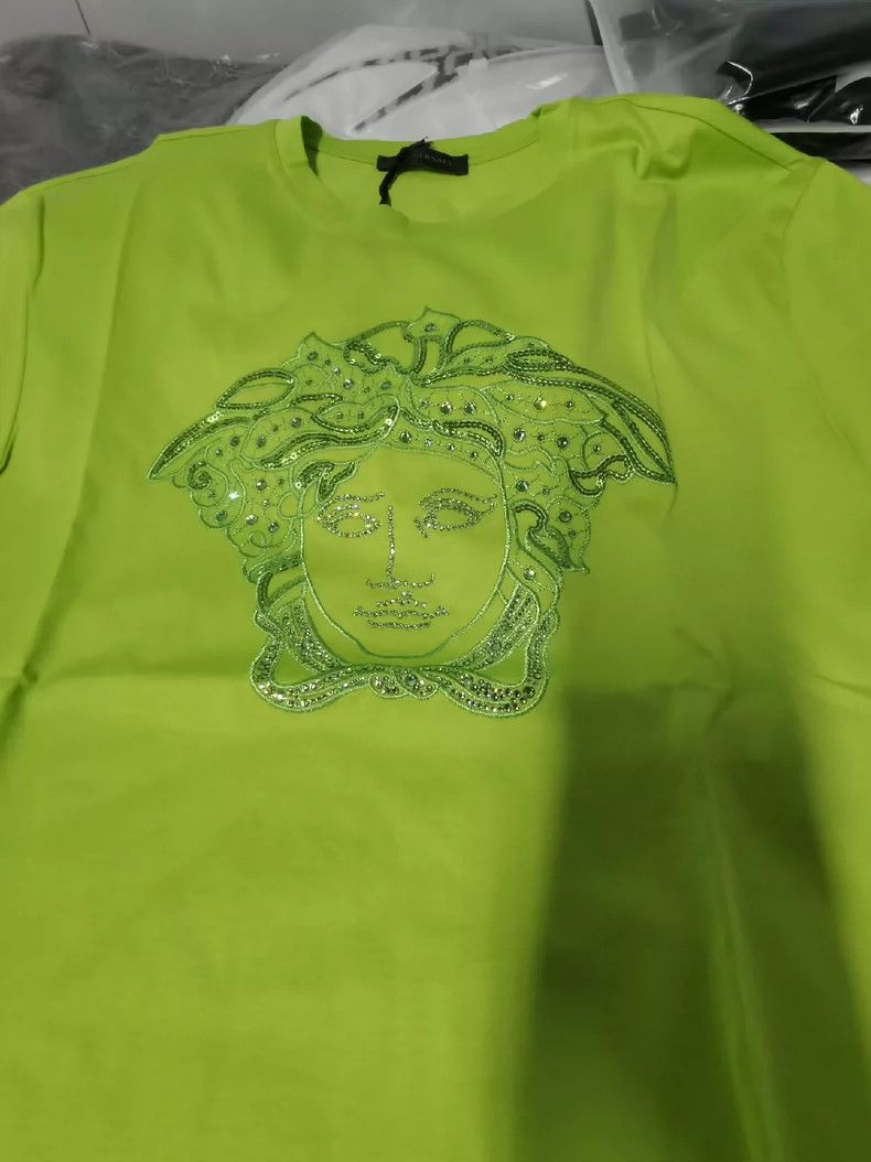 Other Versace Short sleeves and short sleeves Size US M / EU 48-50 / 2 - 2 Thumbnail