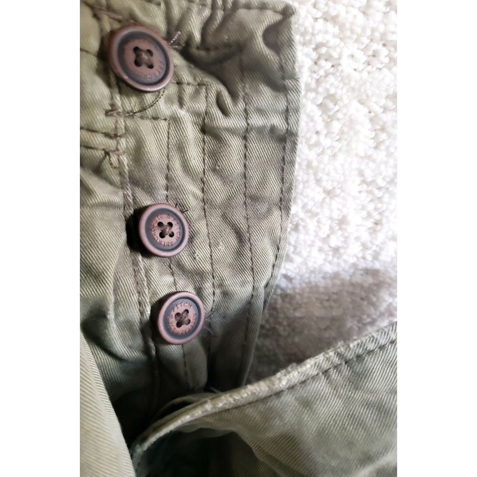 Abercrombie & Fitch Abercrombie & Fitch Mens Cargo Shorts Sz 30 Olive Green Heavyweight Cotton Cargo Pocket Button Closure Size US 30 / EU 46 - 2 Thumbnail