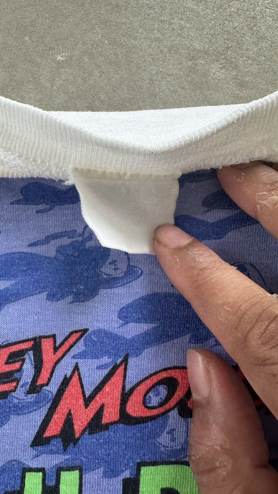 Disney VINTAGE MICKEY MOUSE WALT DISNEY PAPERTHIN 90S TEE Size US M / EU 48-50 / 2 - 4 Thumbnail