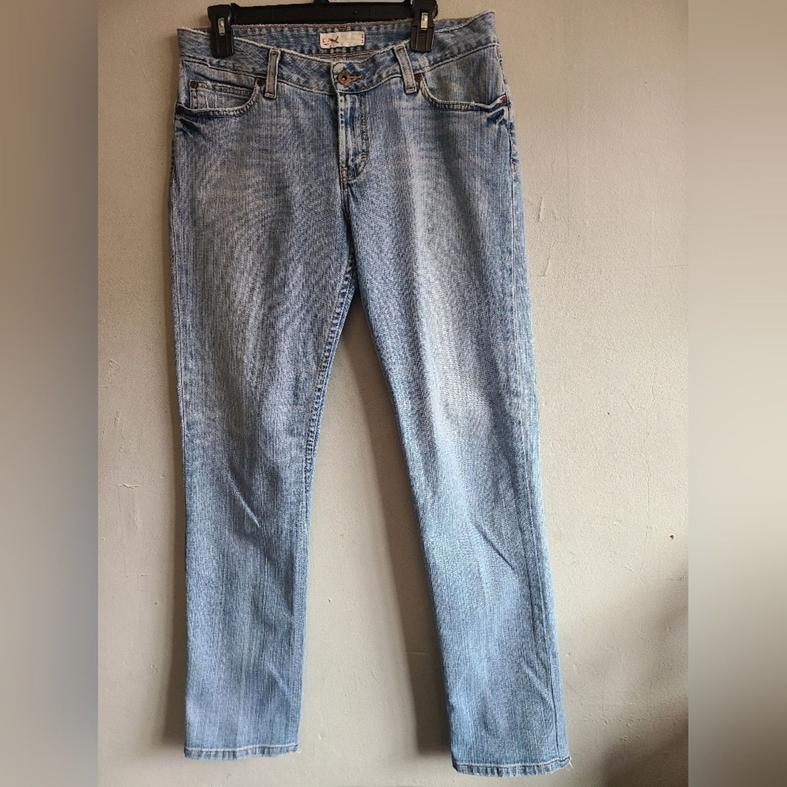BKE Women's 30" x 31.5" BKE Buckle denim jeans light wash Size 34" / US 12 / IT 48 - 1 Thumbnail