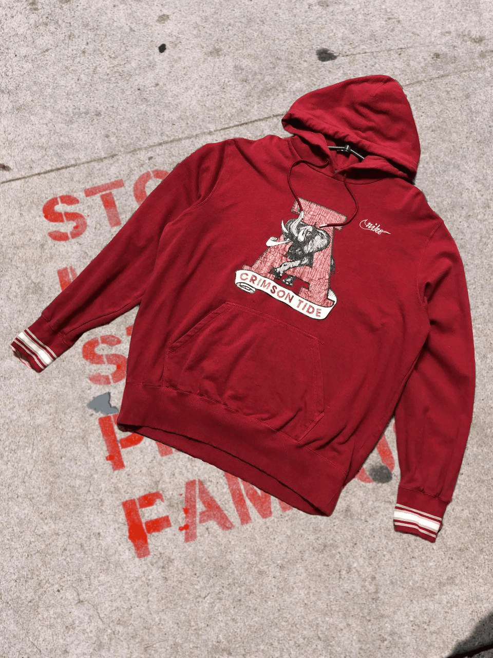 Nike Alabama Crimson Tide Nike Pullover Hoodie Medium Red College Size US XL / EU 56 / 4 - 1 Thumbnail